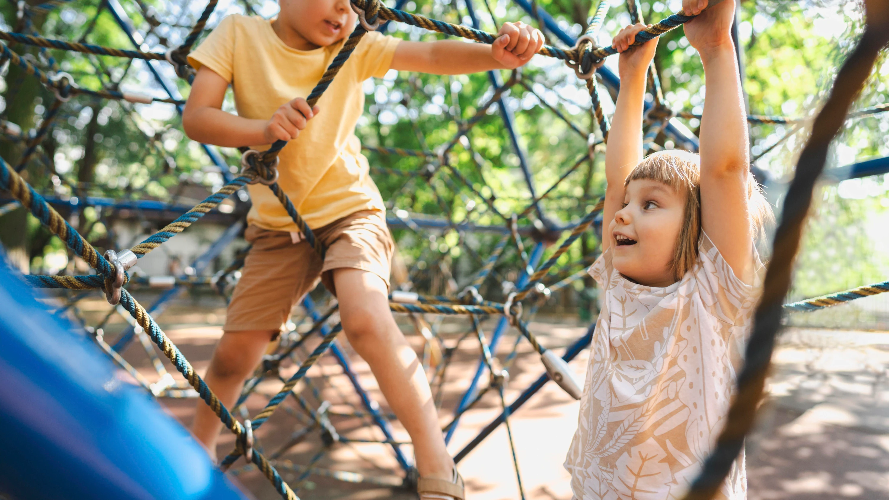 In vielen Städten gibt es, anders als hier, entweder nicht genügend sportliches Angebot oder aber die Kinder haben zu wenig Zeit, um Sport zu treiben. Beides ist ein Problem. - Picture Alliance