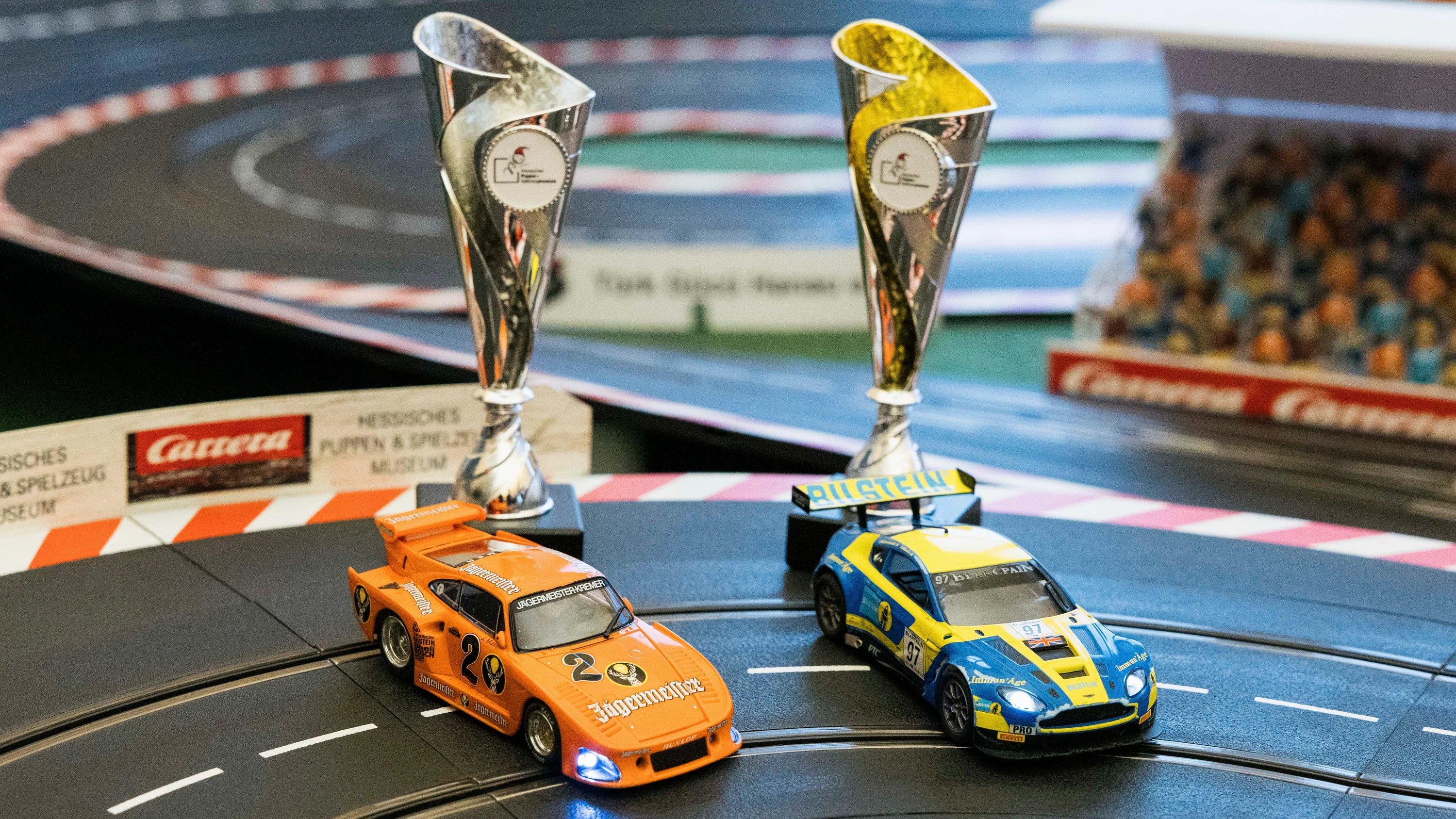 Motodrom im Museum: 20 Meter in sechs Sekunden