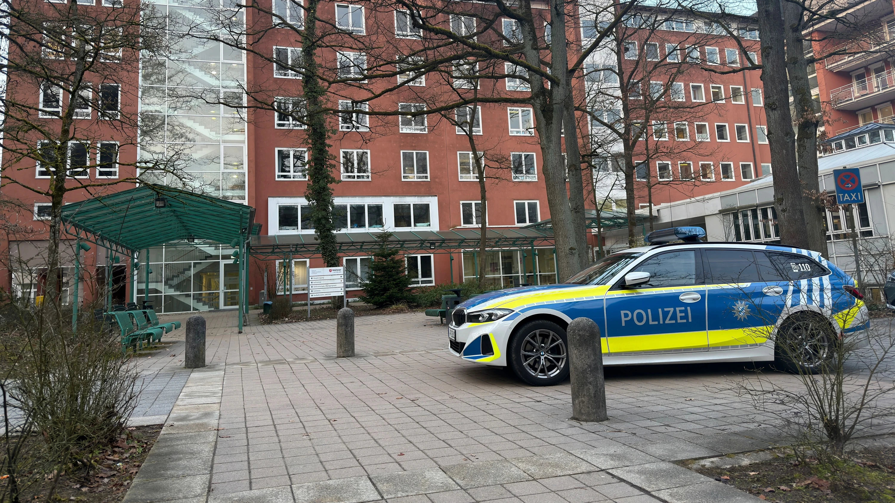 Vorfall in Erlangen: Polizei schießt in Notaufnahme auf Mann mit Messer