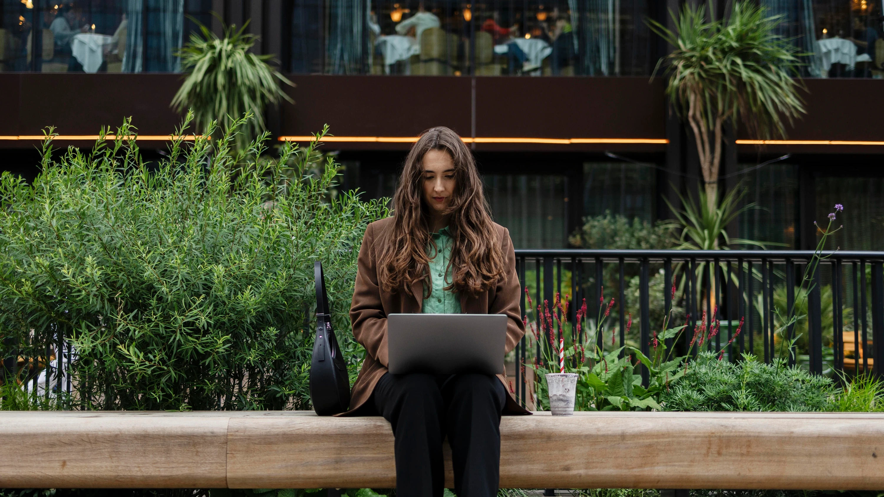 Fallstricke beim Investieren: Warum ETF nicht automatisch günstig und einfach sind