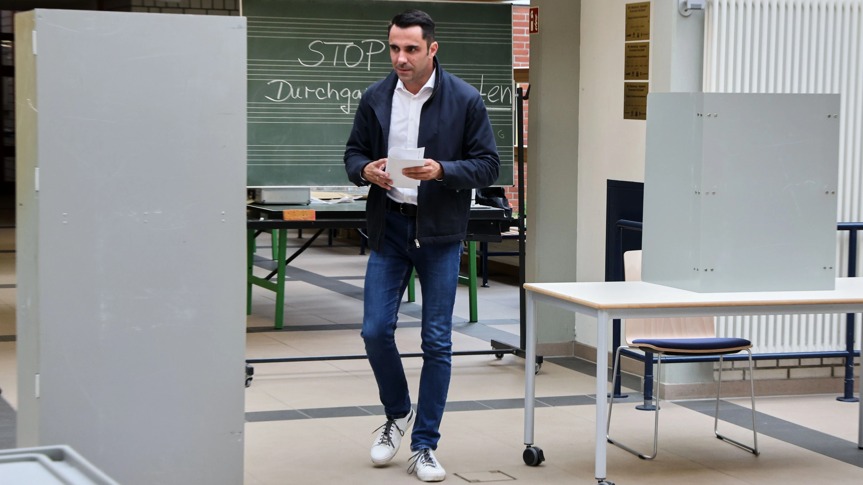 Deutschland-Liveblog: CDU muss in Mecklenburg-Vorpommern um Wiedereinzug bangen Deutschland-Liveblog: CDU muss in Mecklenburg-Vorpommern um Wiedereinzug bangen
