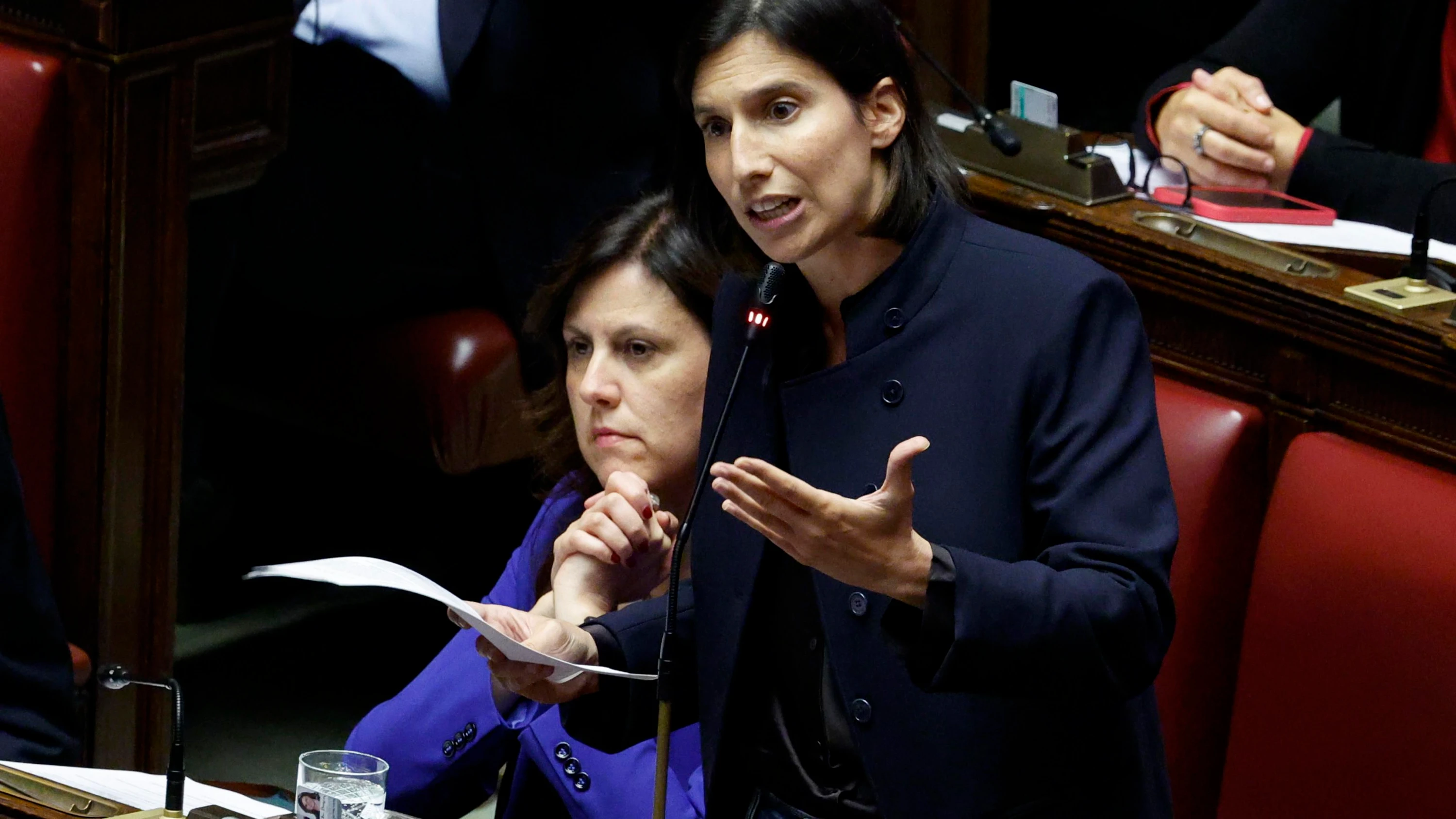 Neues Gesetz: In Italien ist Femizid offiziell eine Straftat Neues Gesetz: In Italien ist Femizid offiziell eine Straftat