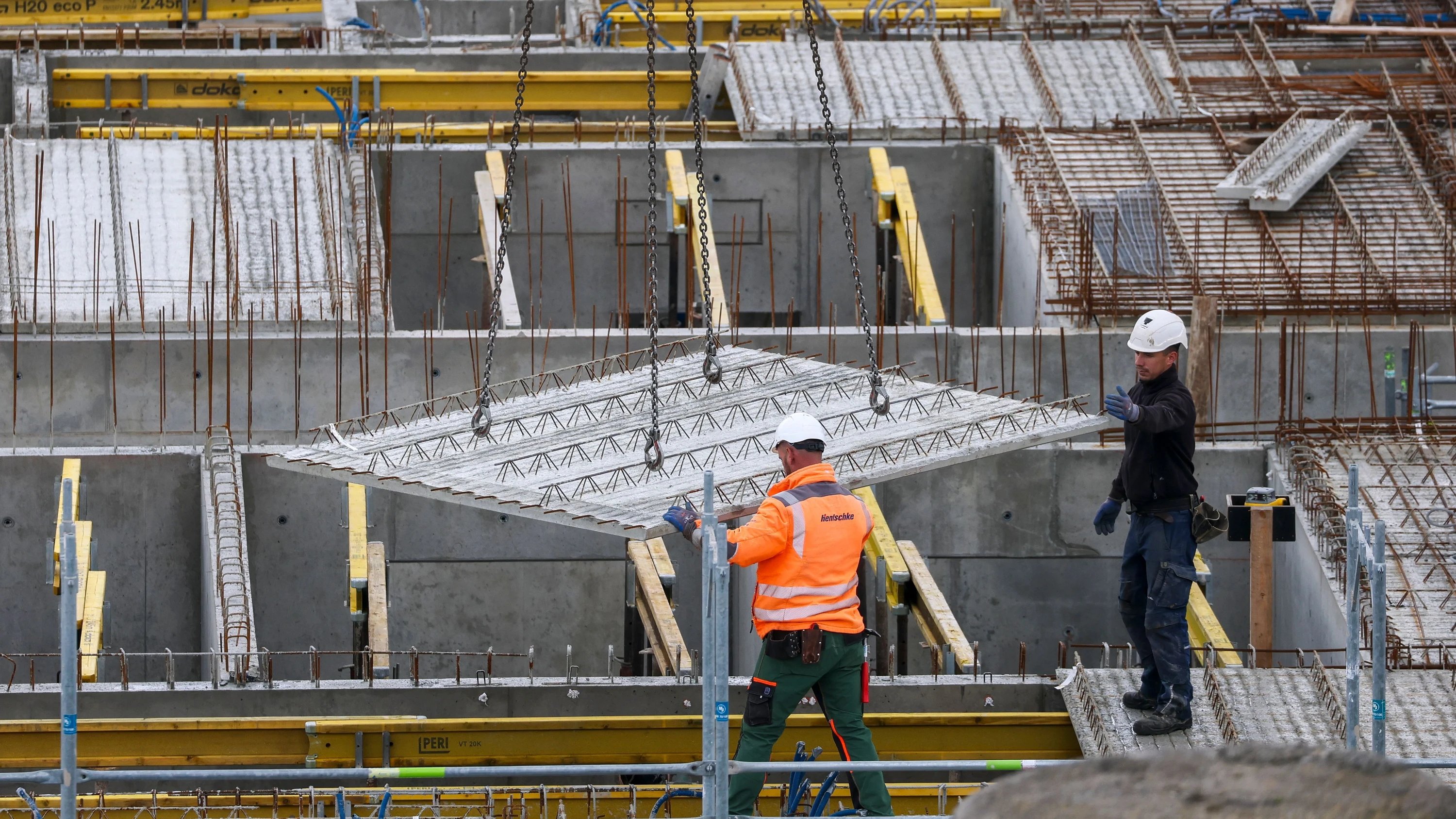Immobilien vor Gericht: Der Architekt bekommt kein Honorar, wenn das Bauprojekt zu teuer wird