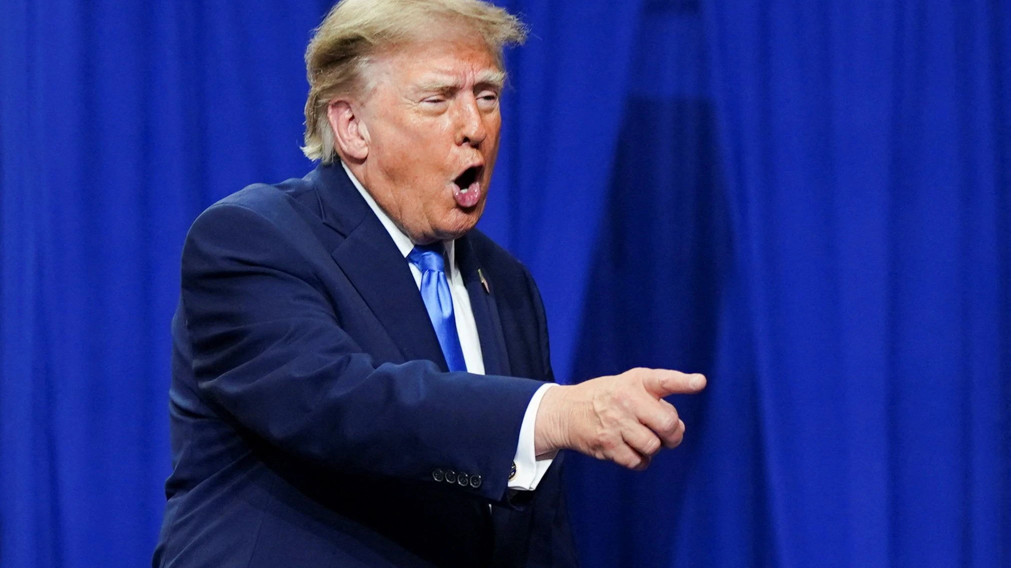 Liveblog Ukrainekrieg: Trump macht Ukraine für steigende Benzinpreise verantwortlich