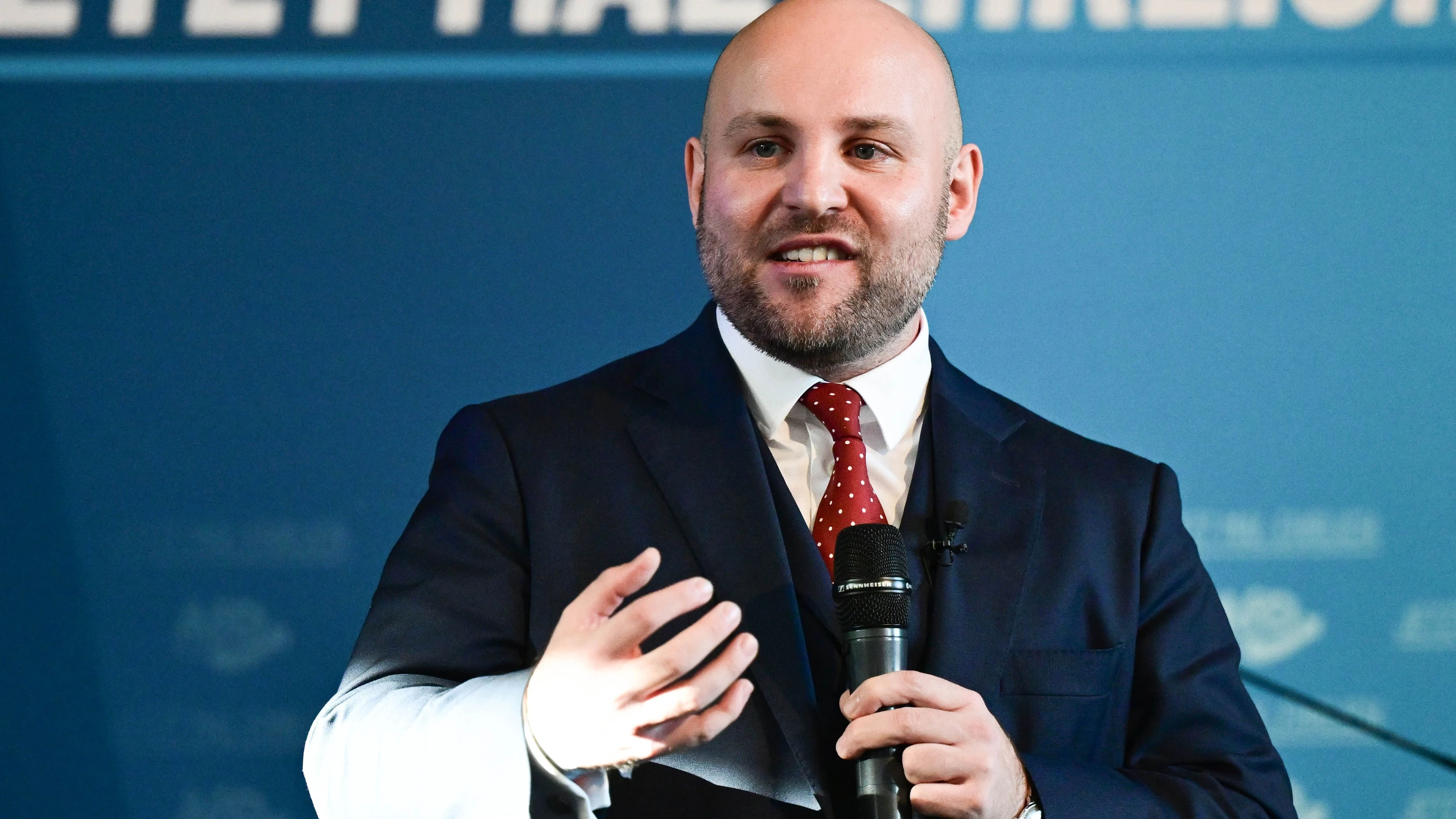 Deutschland-Liveblog: Frohnmaier bestätigt Beschäftigung von Angehörigen bei AfD