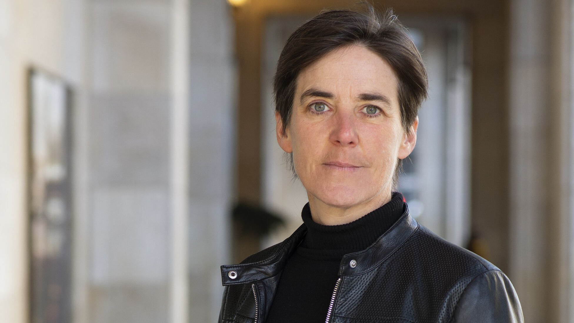 Elefanten in der Spree: Gaea Schoeters über ihren Roman „Das Geschenk“