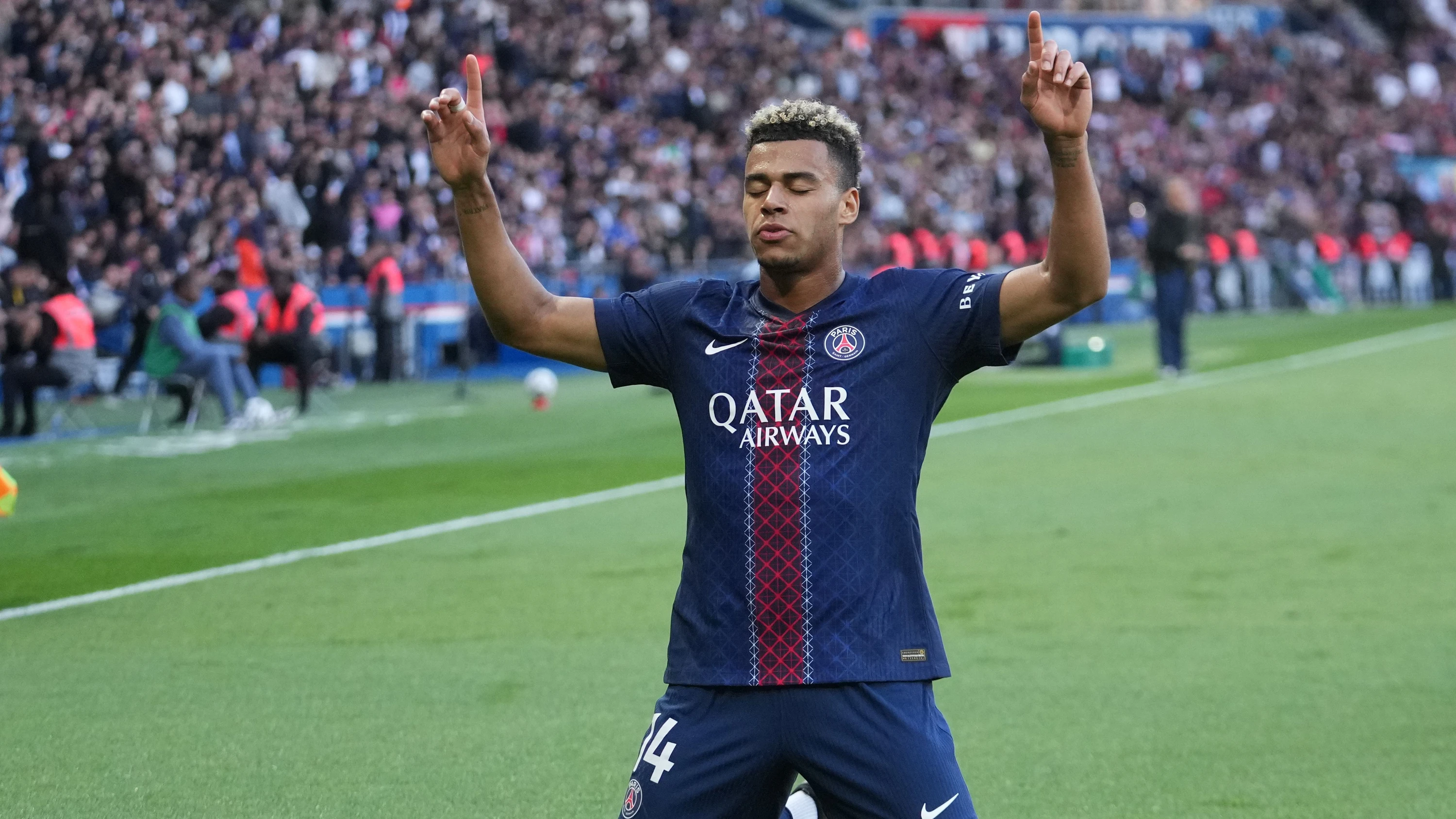 PSG vor Duell mit Bayern: Der Pariser Goldjunge Desiré Doué