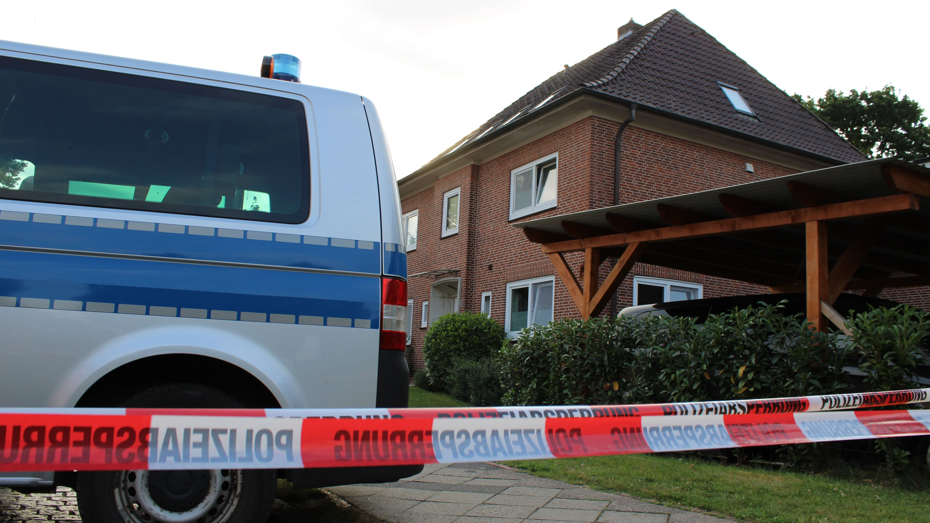 Bild: Niedersachsen: Sechs Tote bei Schüssen in Stade – Sorgerechtsstreit als Motiv