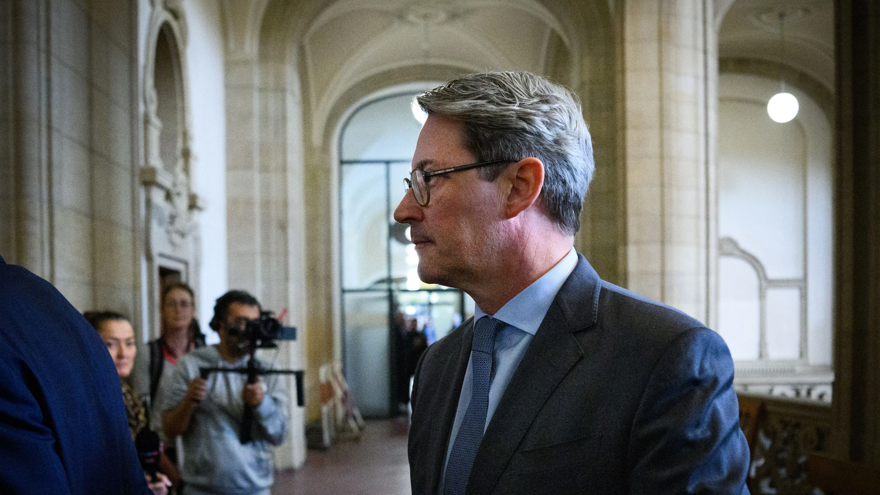 Andreas Scheuer (CSU), ehemaliger Bundesverkehrsminister, auf dem Weg zum Strafprozess im Zusammenhang mit der gescheiterten Pkw-Maut - dpa