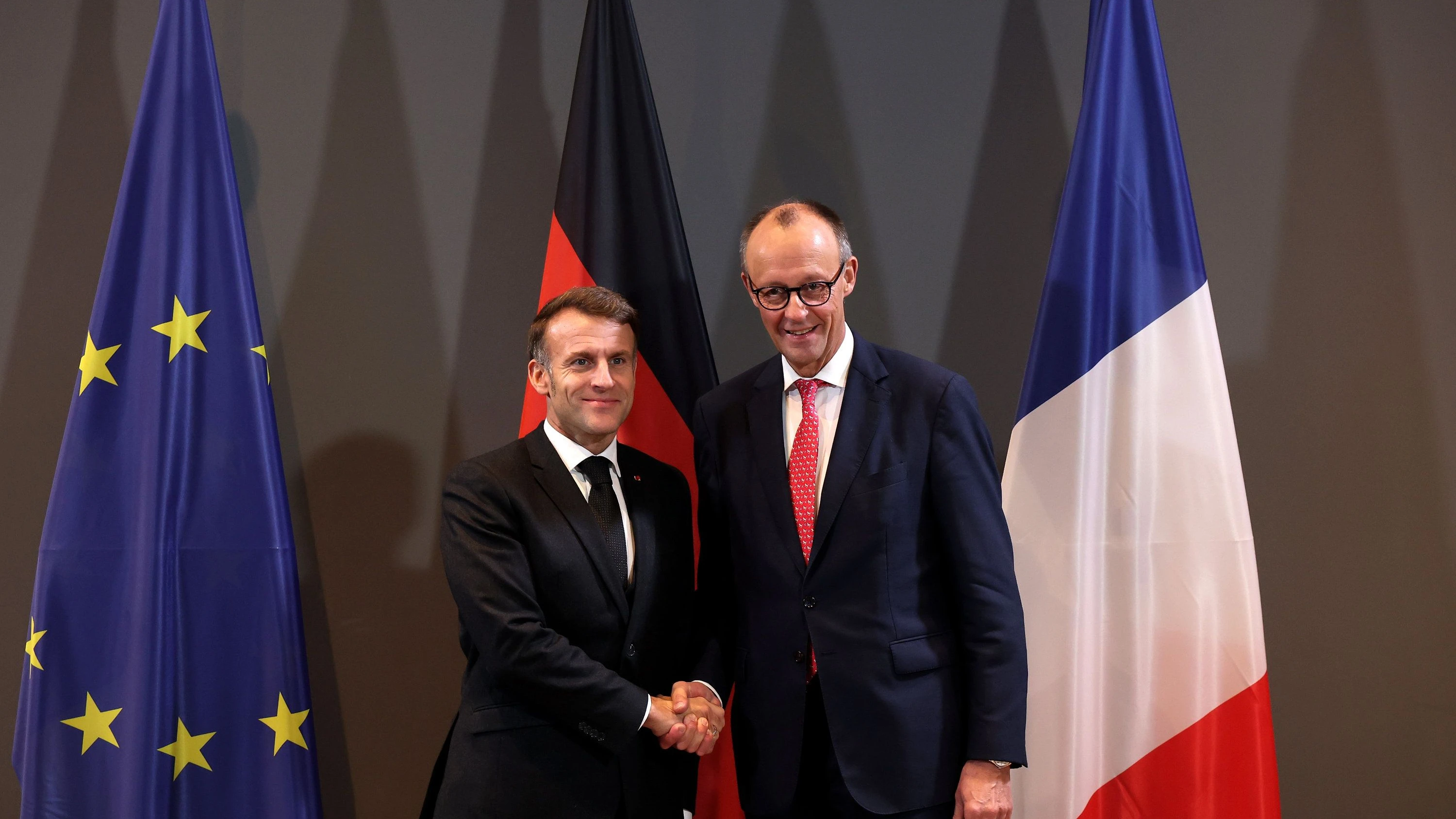 Bundeskanzler Friedrich Merz und der französische Präsident Emmanuel Macron nach dem Gipfeltreffen zur europäischen digitalen Souveränität - dpa