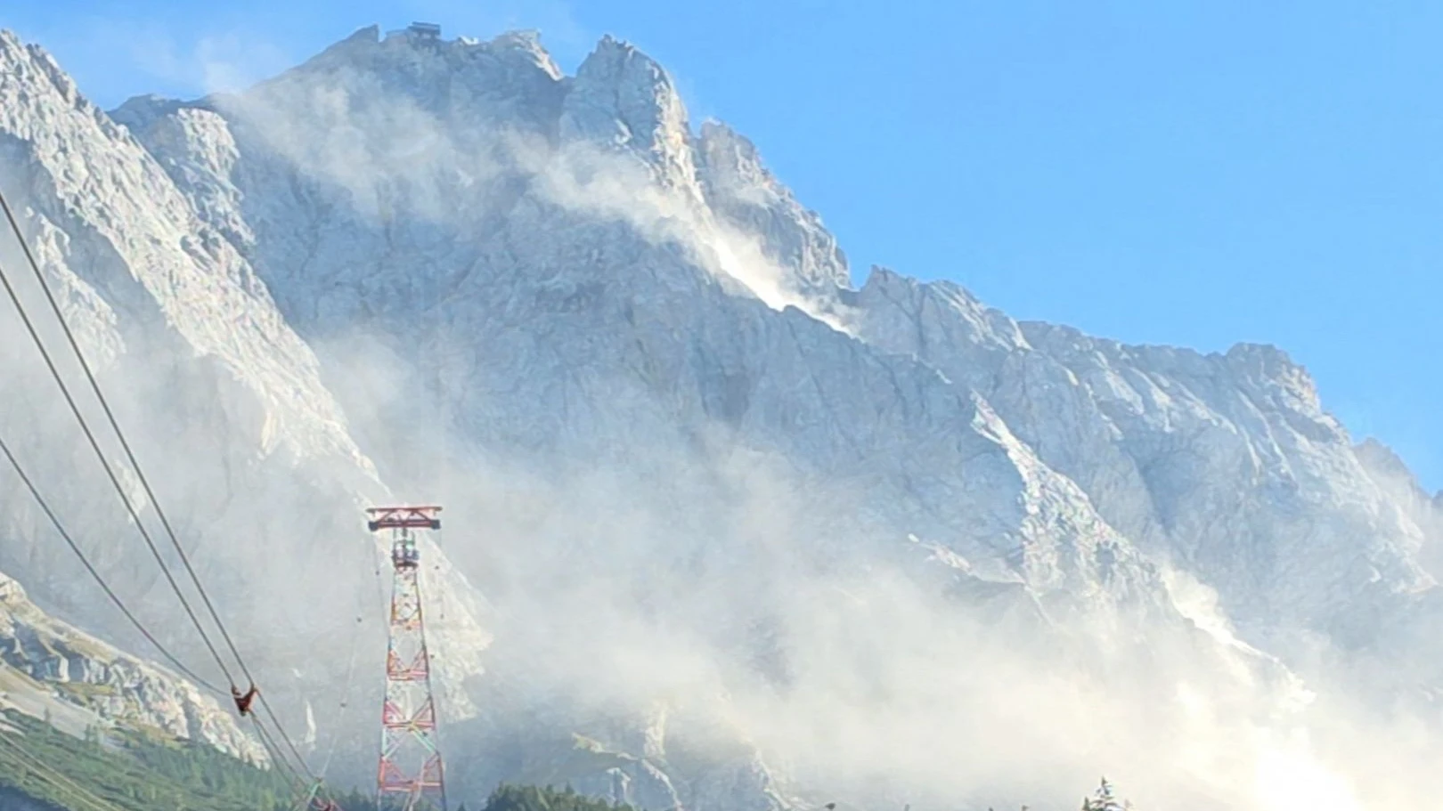 Nach großem Felssturz: Wie der Klimawandel die Alpen ins Wanken bringt