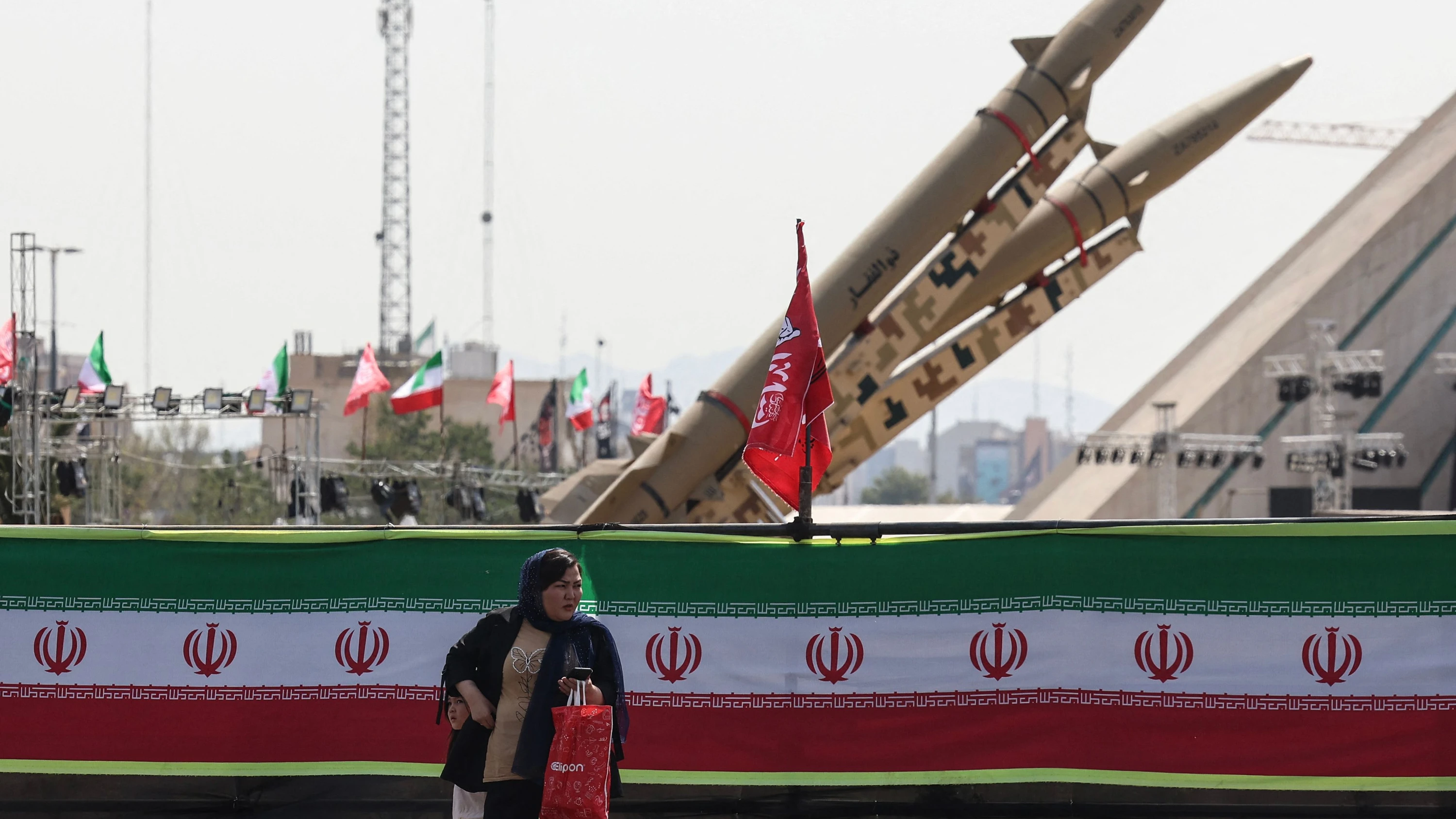 Liveblog Irankrieg: Bericht: Bahrain und Kuwait flogen Vergeltungsangriffe gegen Iran