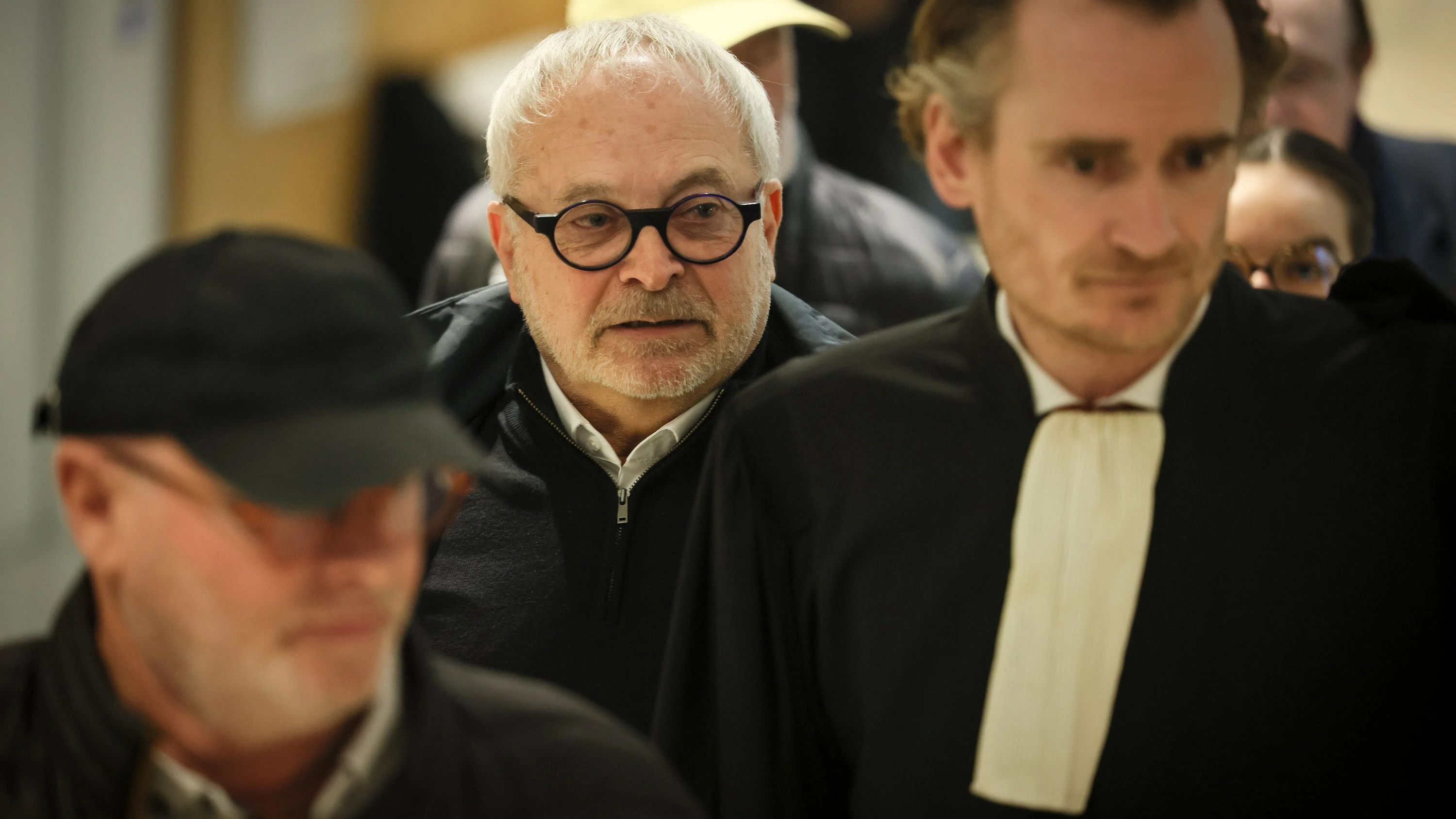 Ex-Senator in Frankreich: Er verabreichte seinem Opfer Drogen, um es zu vergewaltigen