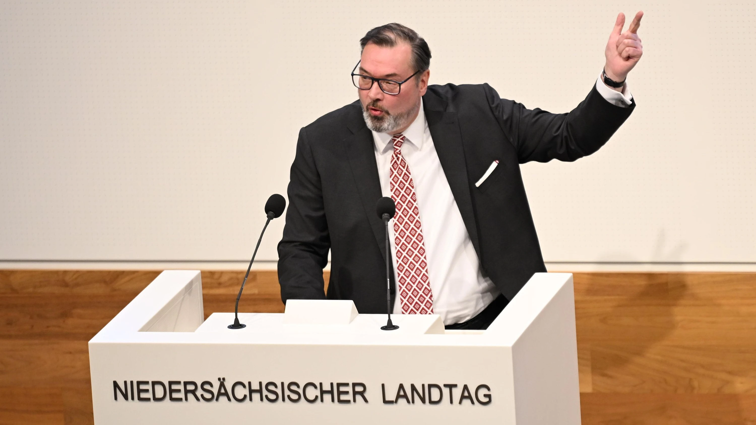 Deutschland-Blog: AfD Niedersachsen wird künftig vom Verfassungsschutz beobachtet Deutschland-Blog: AfD Niedersachsen wird künftig vom Verfassungsschutz beobachtet