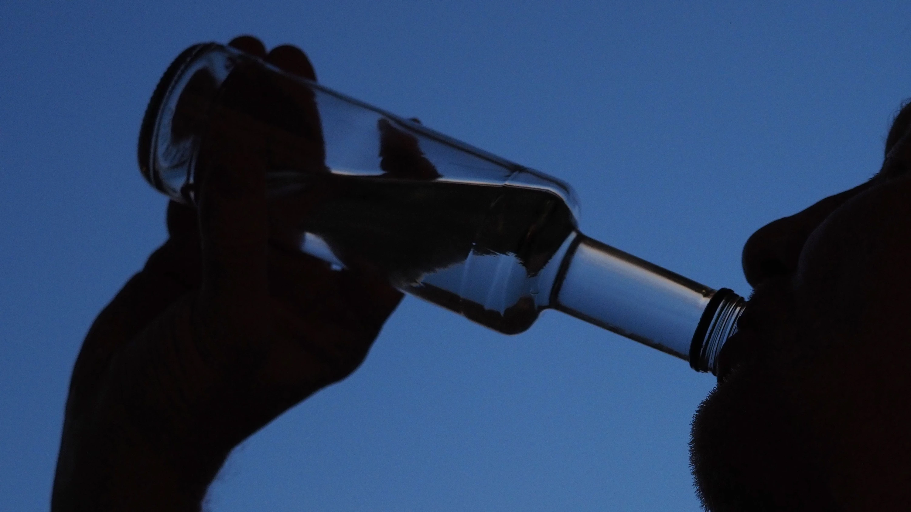 Mehr Steuern auf Schnaps: Nüchtern betrachtet