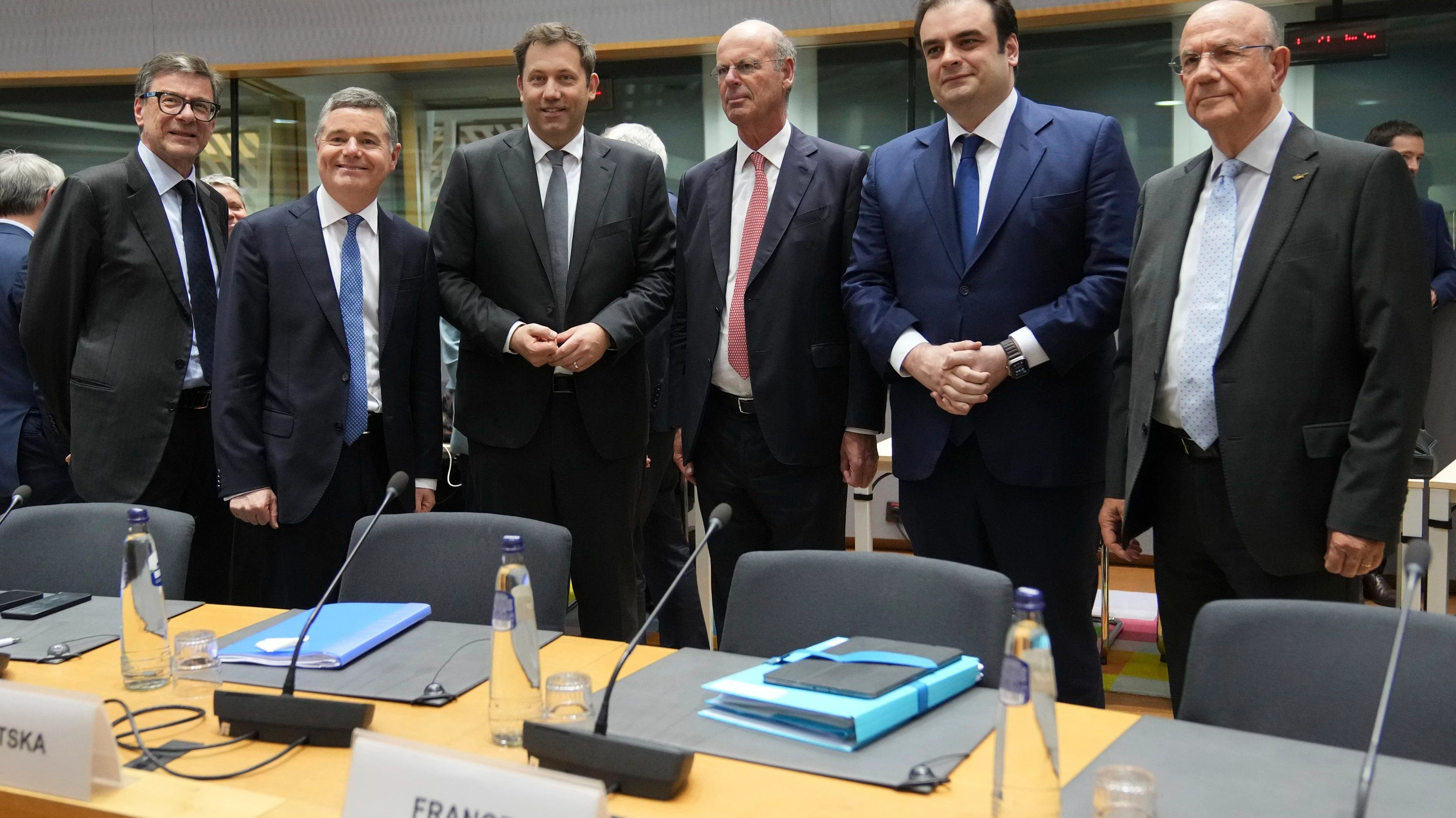 Neuer Vorsitzender: Überflüssige Eurogruppe Neuer Vorsitzender: Überflüssige Eurogruppe