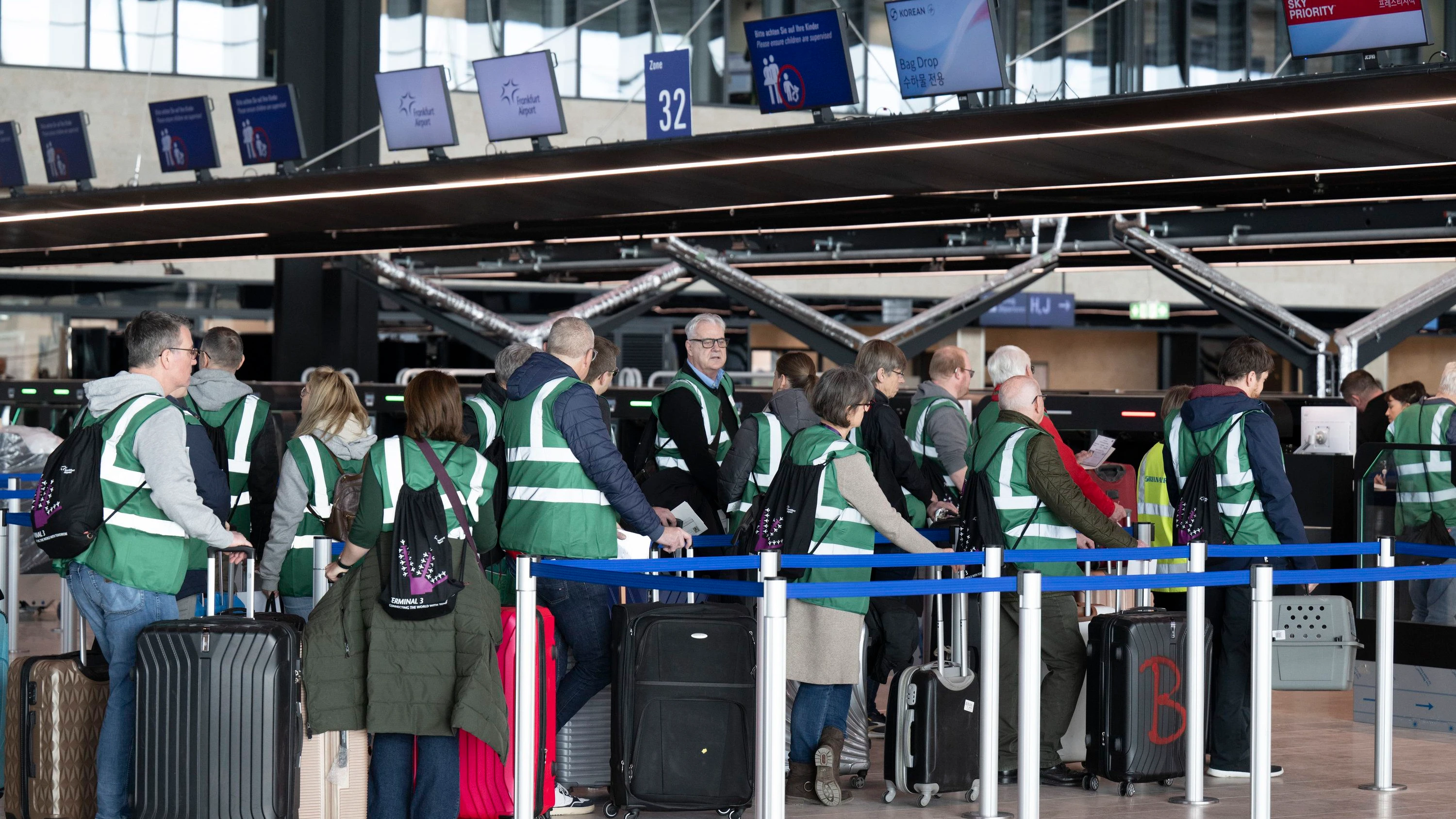 Flughafen Frankfurt: 8000 Komparsen testen das neue Terminal 3