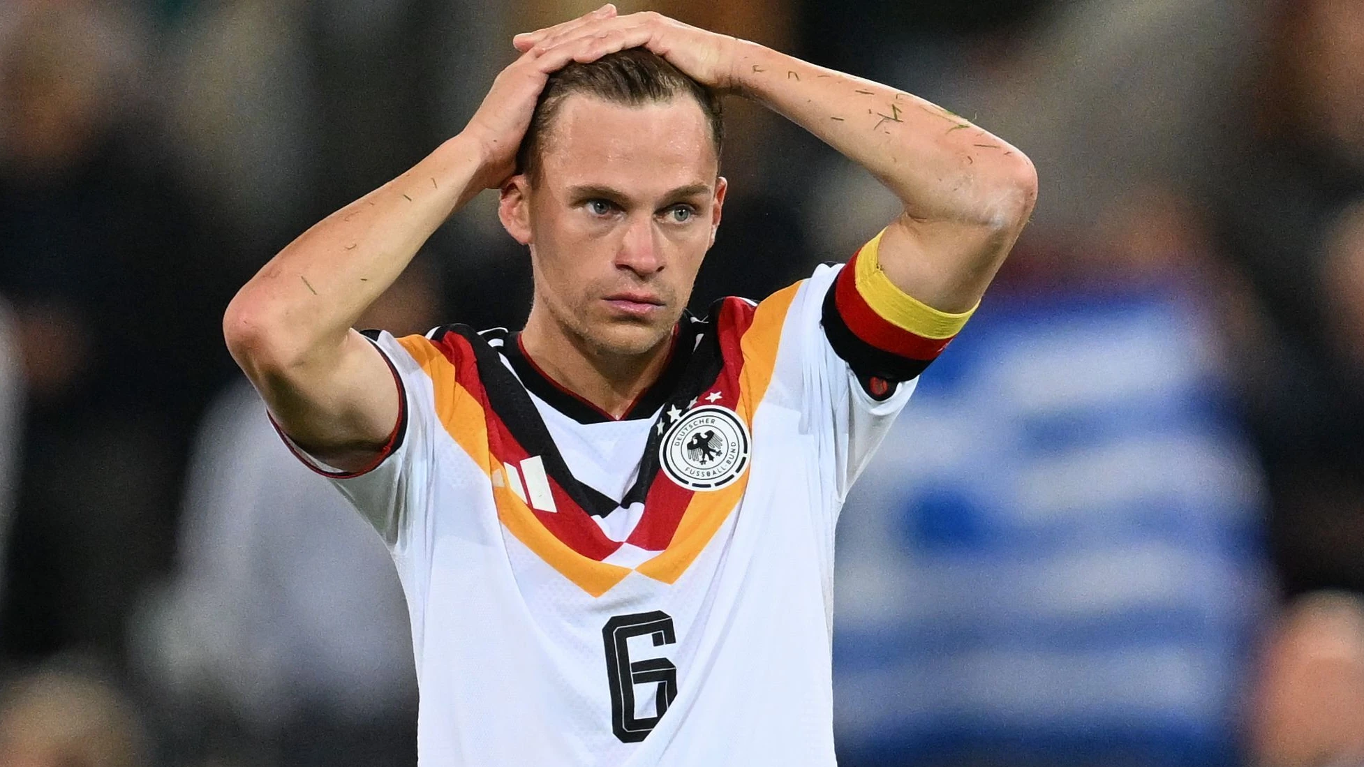 Joshua Kimmich: Mit einem Lächeln gegen die Fragen zum DFB-Team