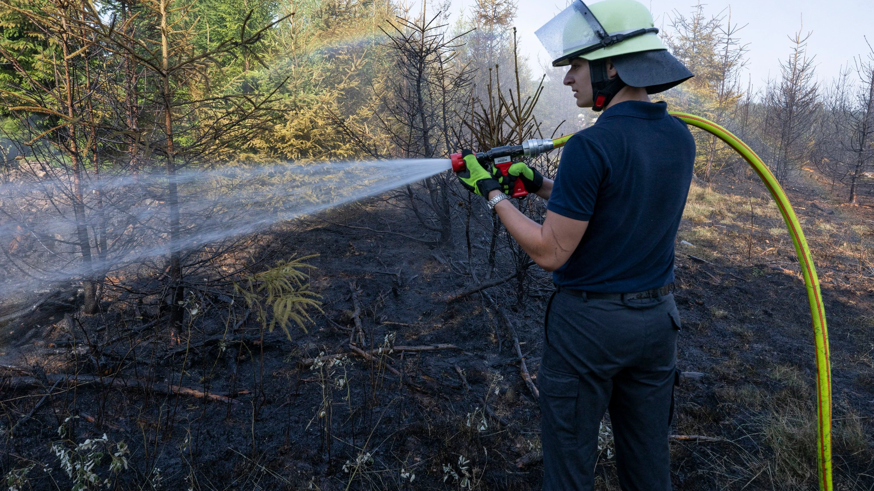 Rhein-Main-Liveblog: 150 Feuerwehrleute kämpfen gegen Waldbrand bei Bad Schwalbach