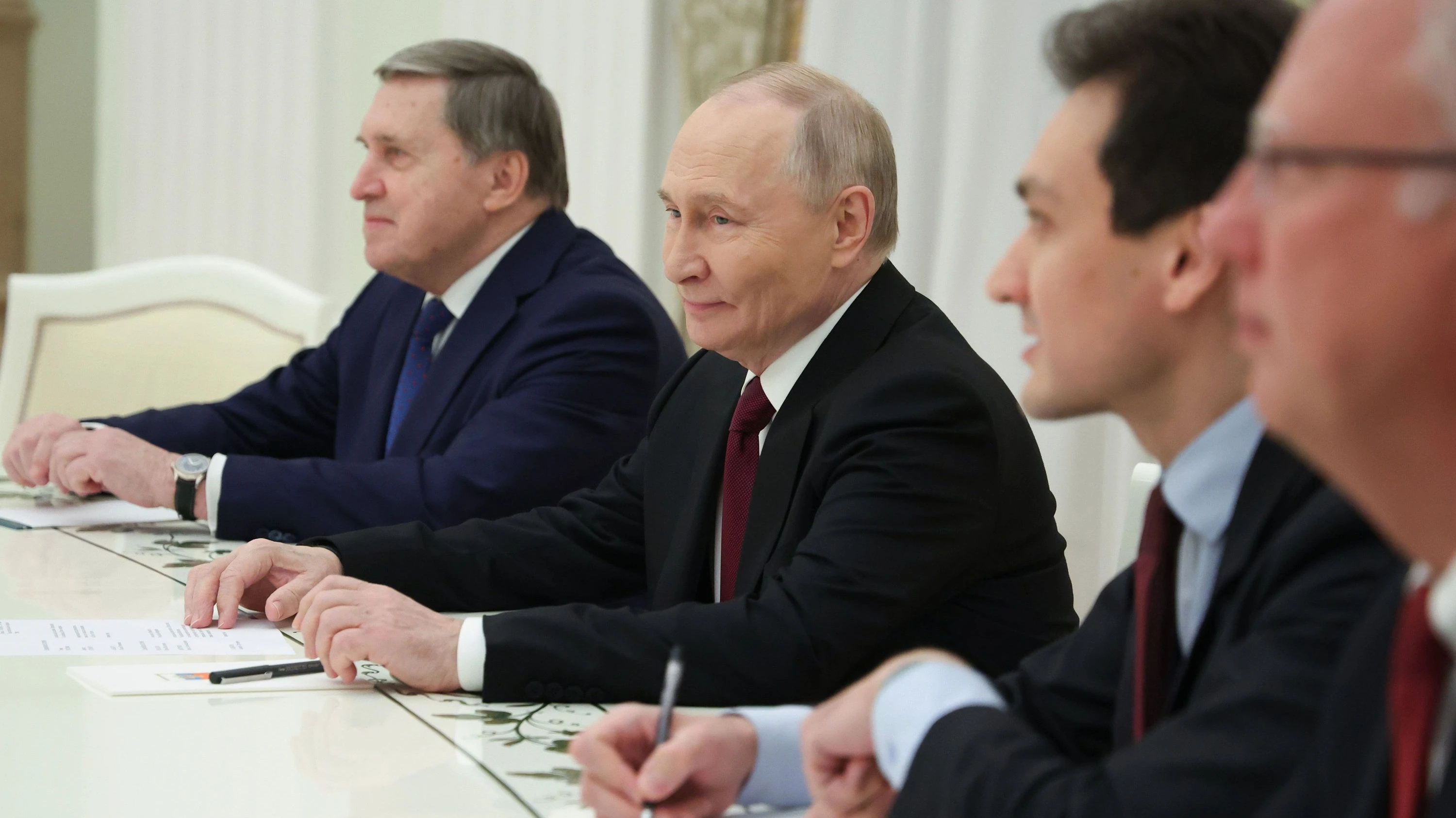 Krieg in der Ukraine: Putin deutet Bereitschaft an, über Bezahlung des Wiederaufbaus zu verhandeln Krieg in der Ukraine: Putin deutet Bereitschaft an, über Bezahlung des Wiederaufbaus zu verhandeln