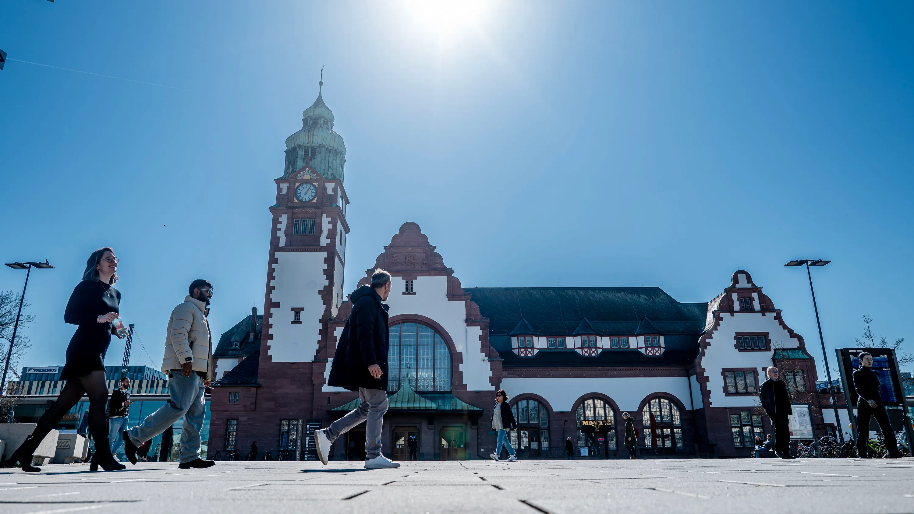 Ausgeglichener Haushalt: „Fast paradiesische Zustände“ in Bad Homburg