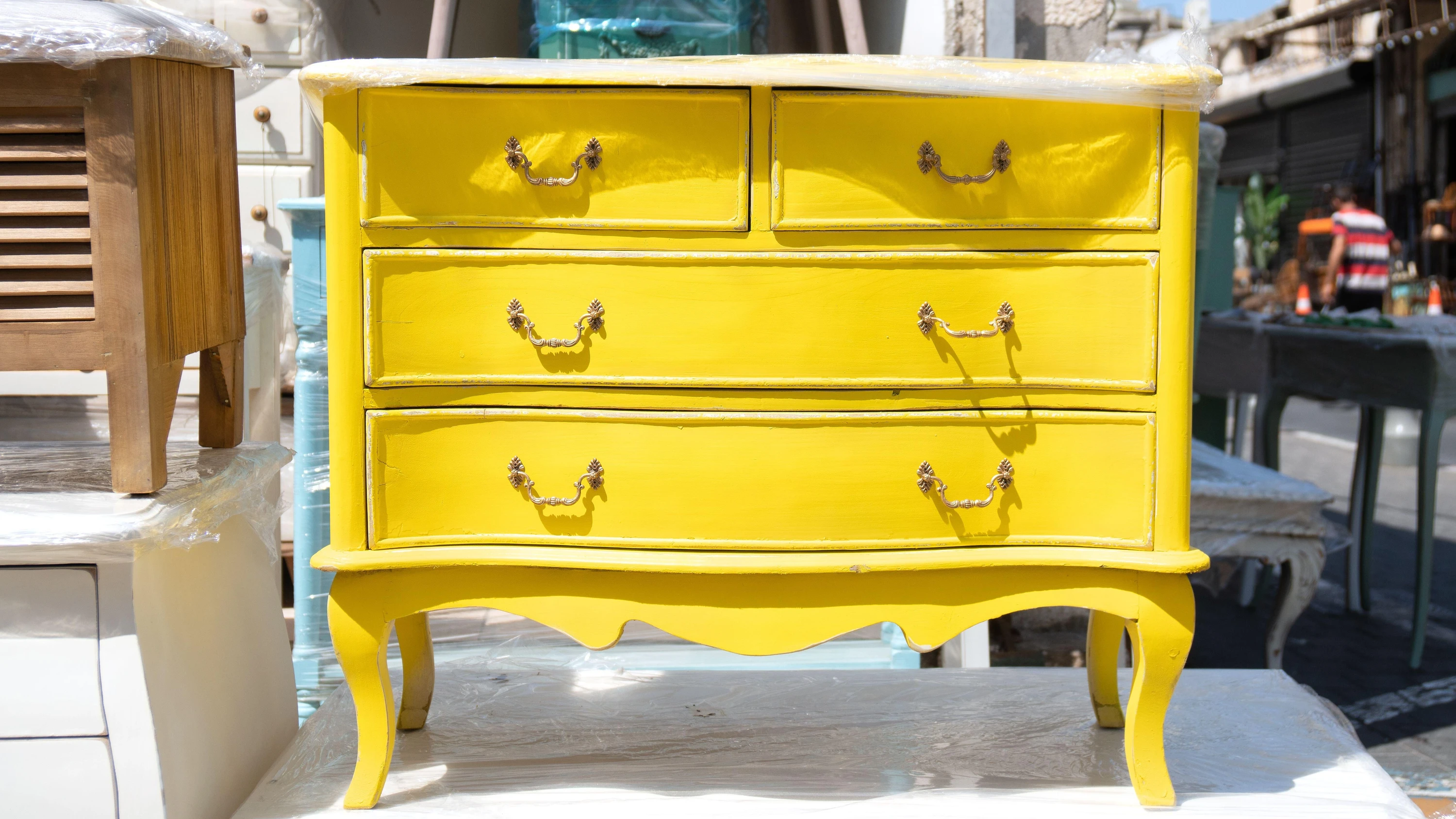 Vorsicht vor Vintage: Hat hier jemand Giftschrank gesagt? Vorsicht vor Vintage: Hat hier jemand Giftschrank gesagt?