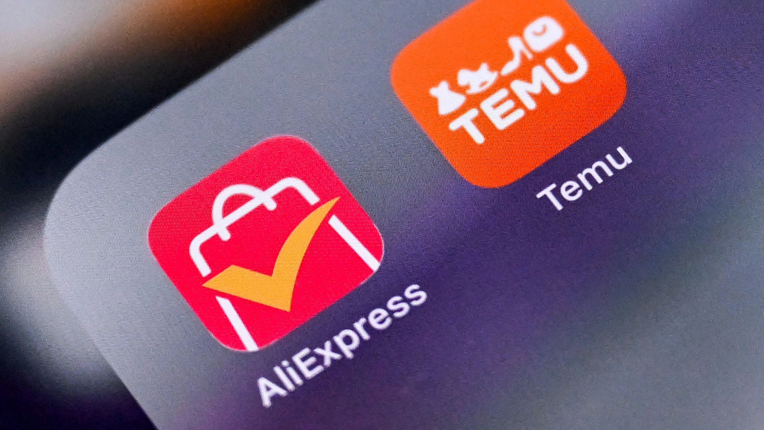 Gefälschte Waren: 550 Millionen Euro Strafe für Ali-Express