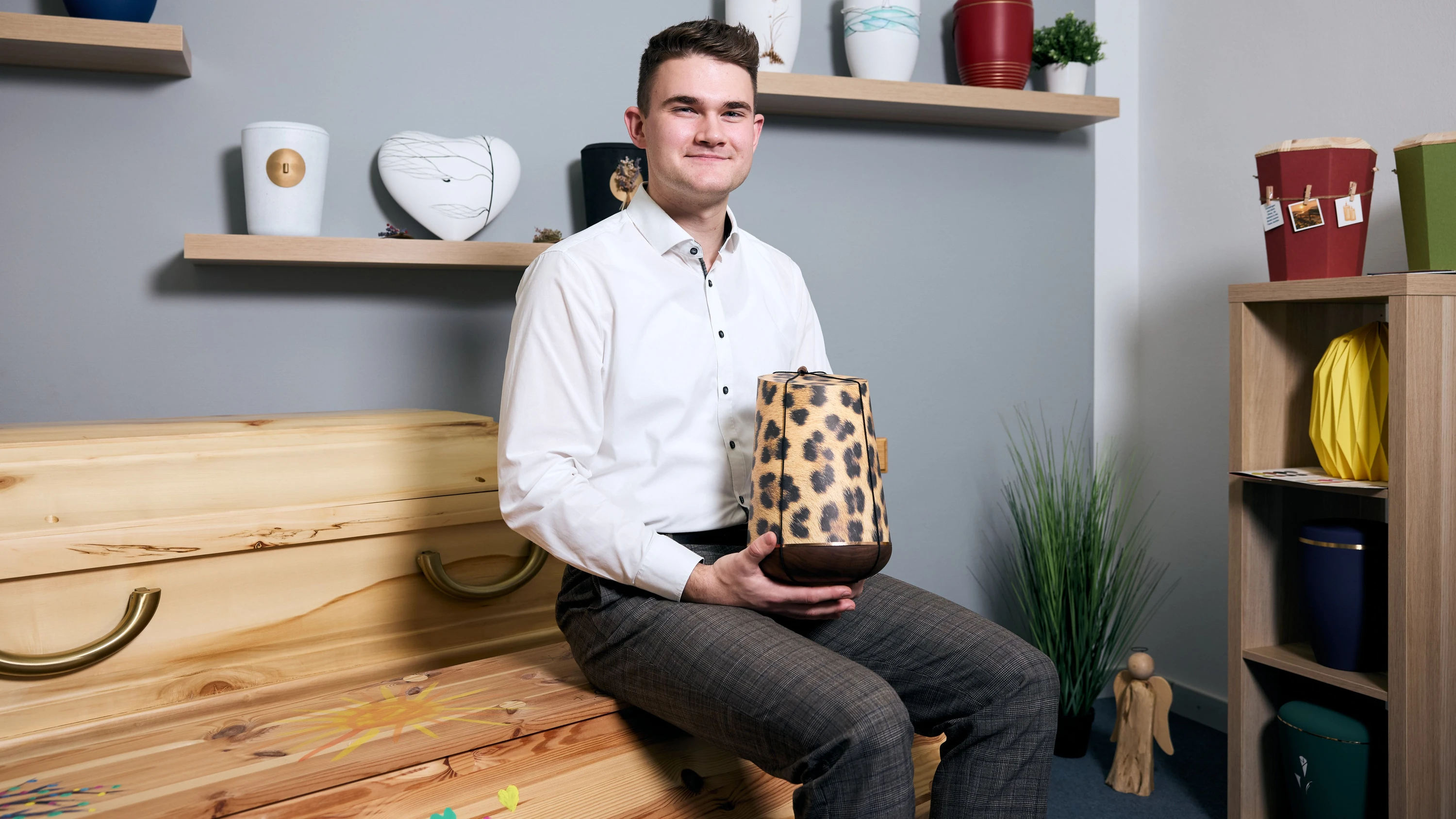 Bestatter mit 22 Jahren: Abschied darf bunt sein