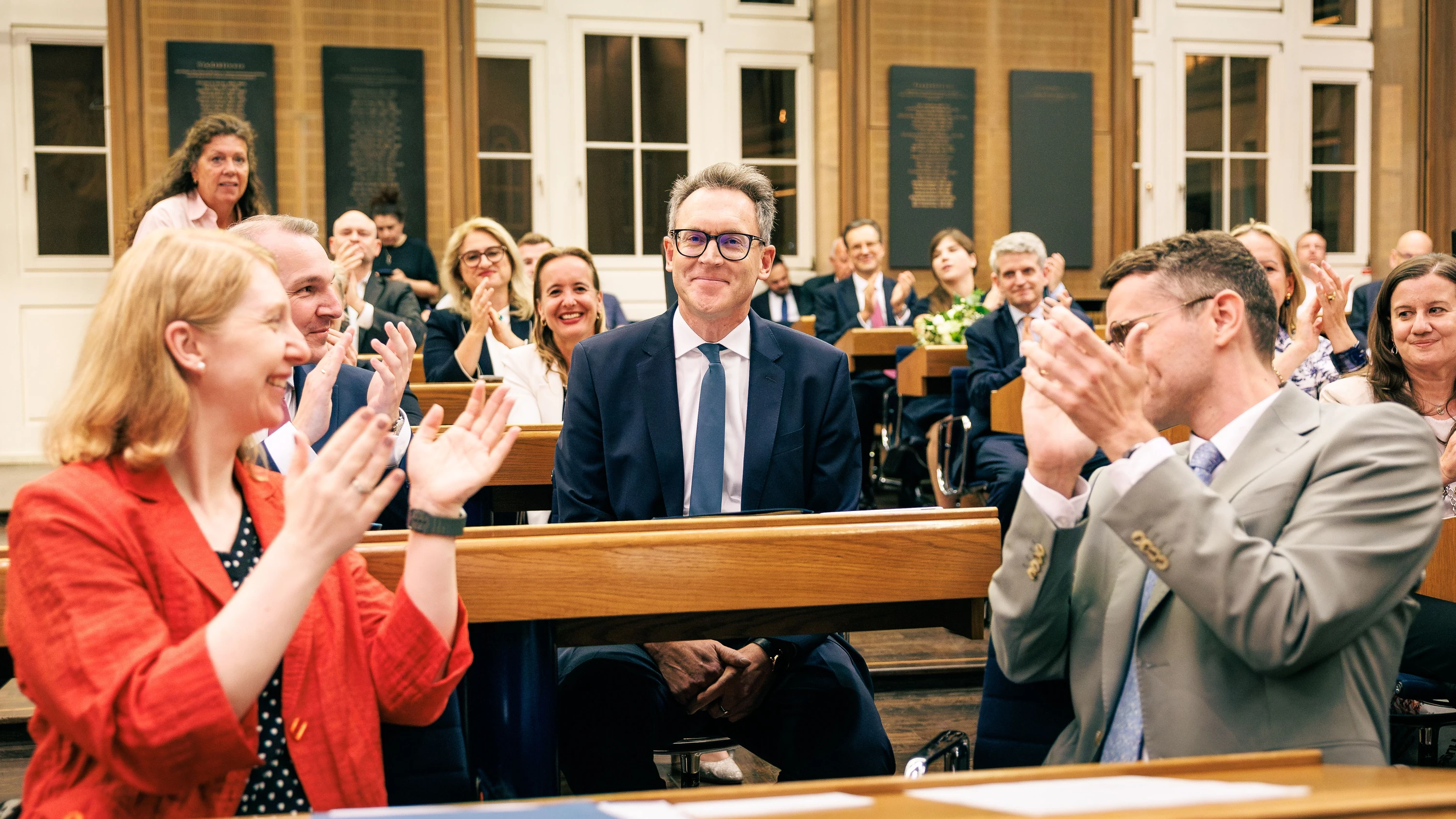 Nils Kößler (CDU) freut sich über seine Wahl zum Bürgermeister von Frankfurt. - Lando Hass