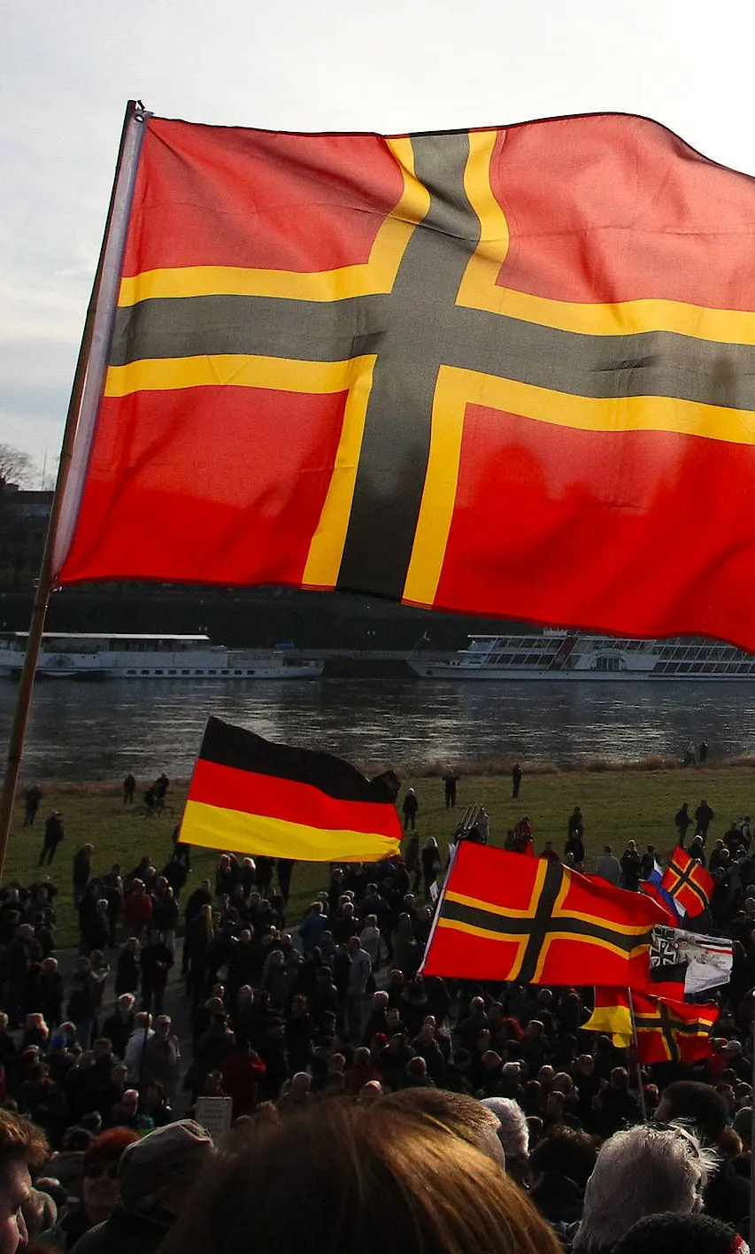 Flaggenfritze® Balkonflagge „Deutscher Widerstand Stauffenberg“, 90 X 150 Cm, Aus Polyester