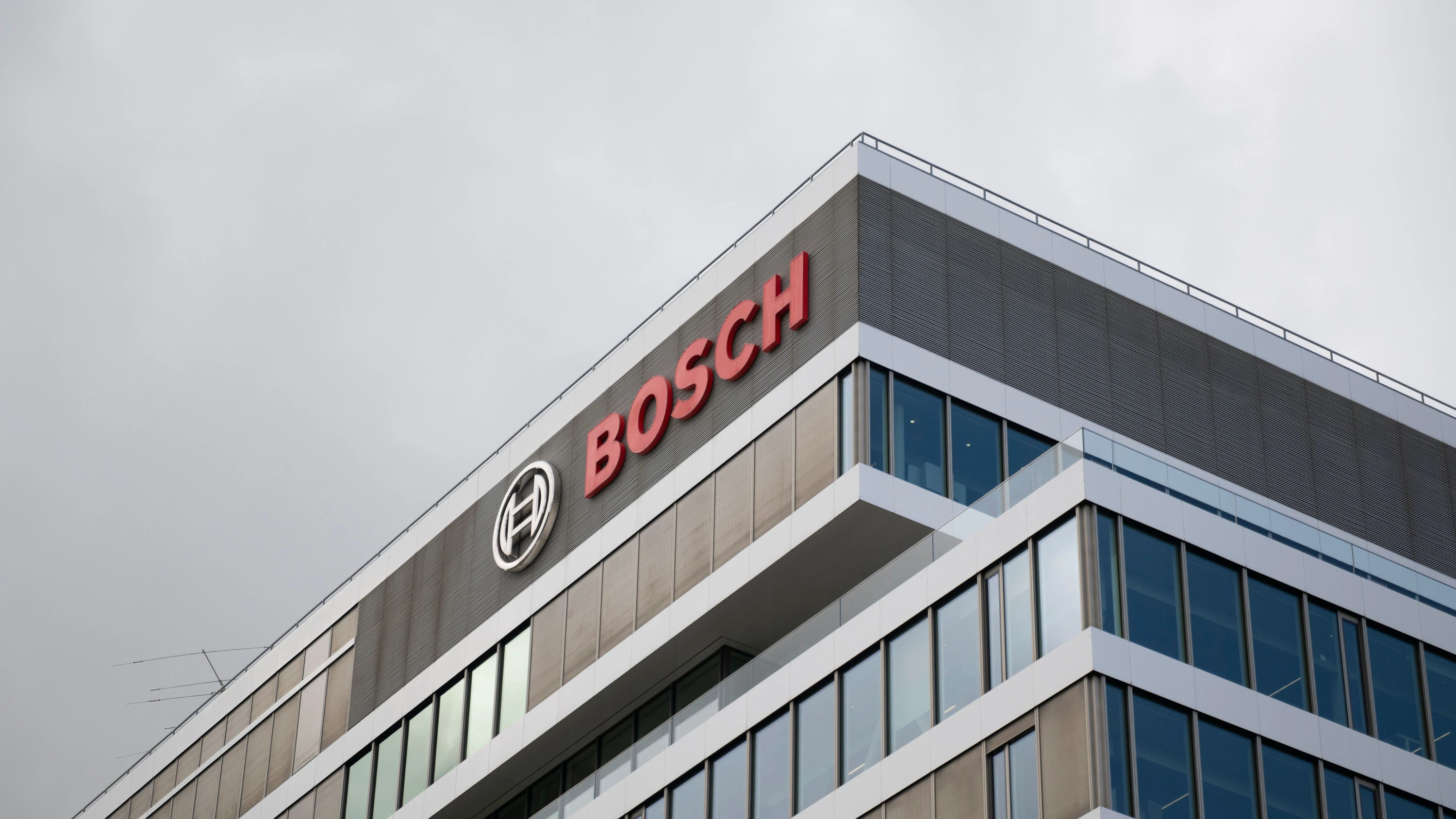 Automobilzulieferer: Bosch setzt auf die Robotik