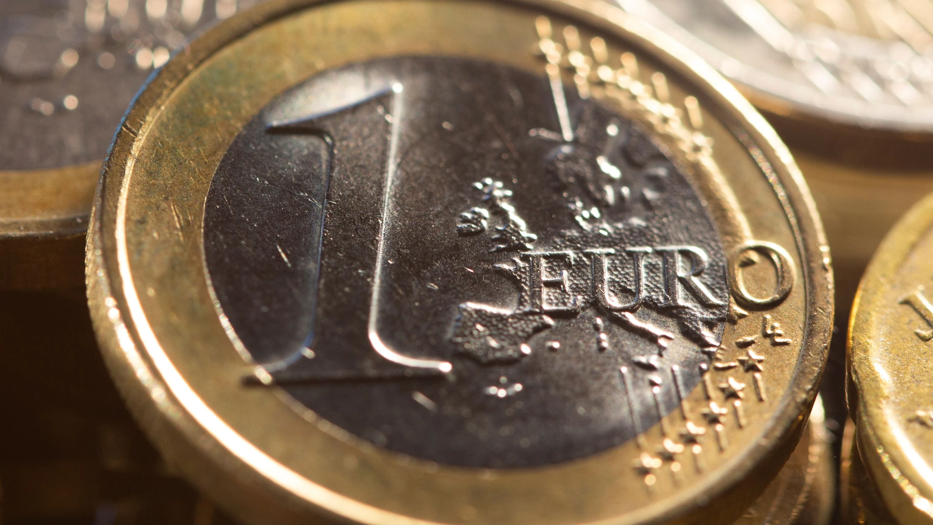 Kronberger Kreis: Ein kritischer Blick auf Euro und EZB Kronberger Kreis: Ein kritischer Blick auf Euro und EZB