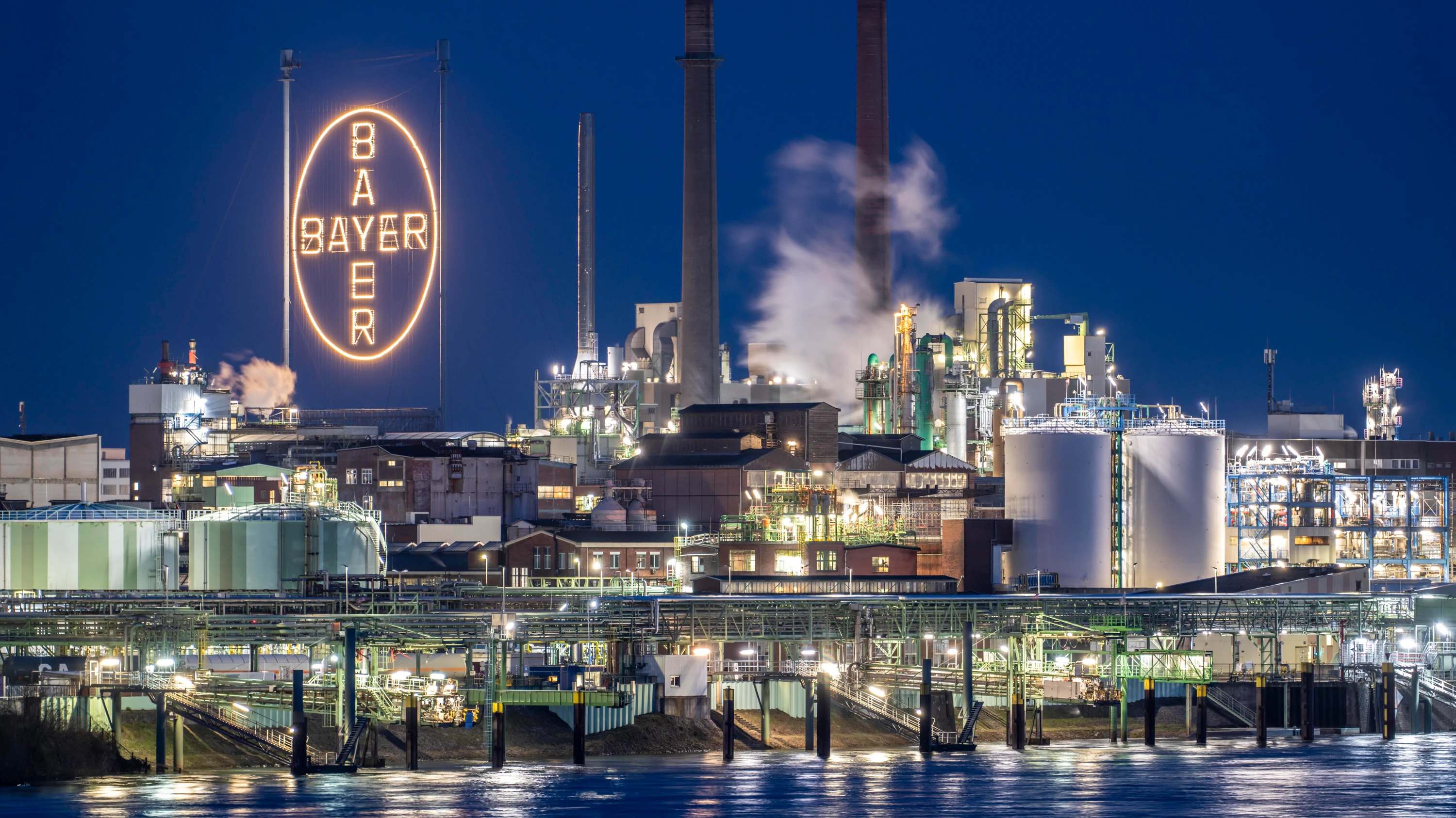 Irankrieg trifft Chemiebranche: Chemieunternehmen im absoluten Krisenmodus