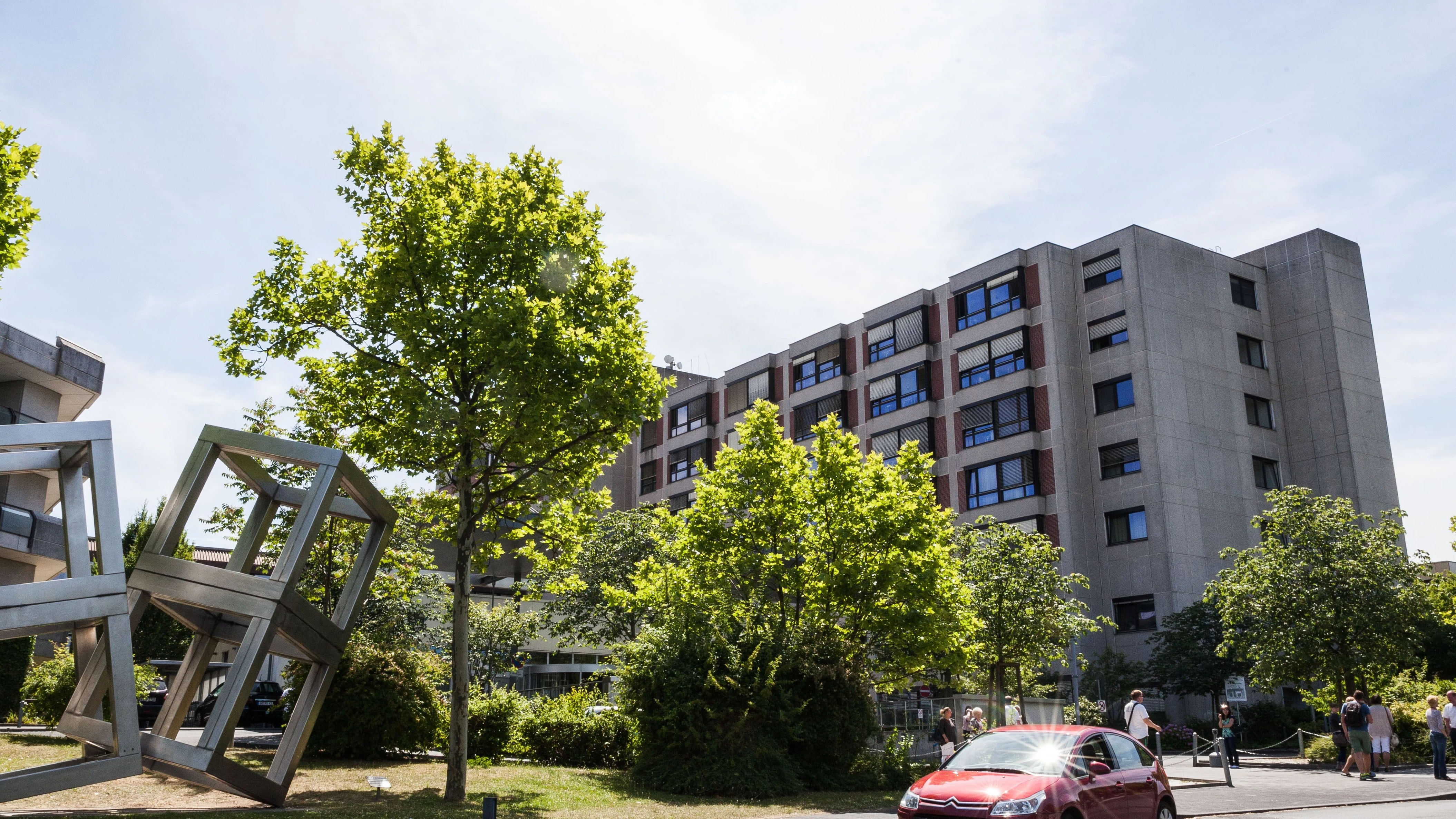 Liveticker Hessen & Frankfurt: Ermittlungen wegen Gewalt in Psychiatrie in Wiesbaden