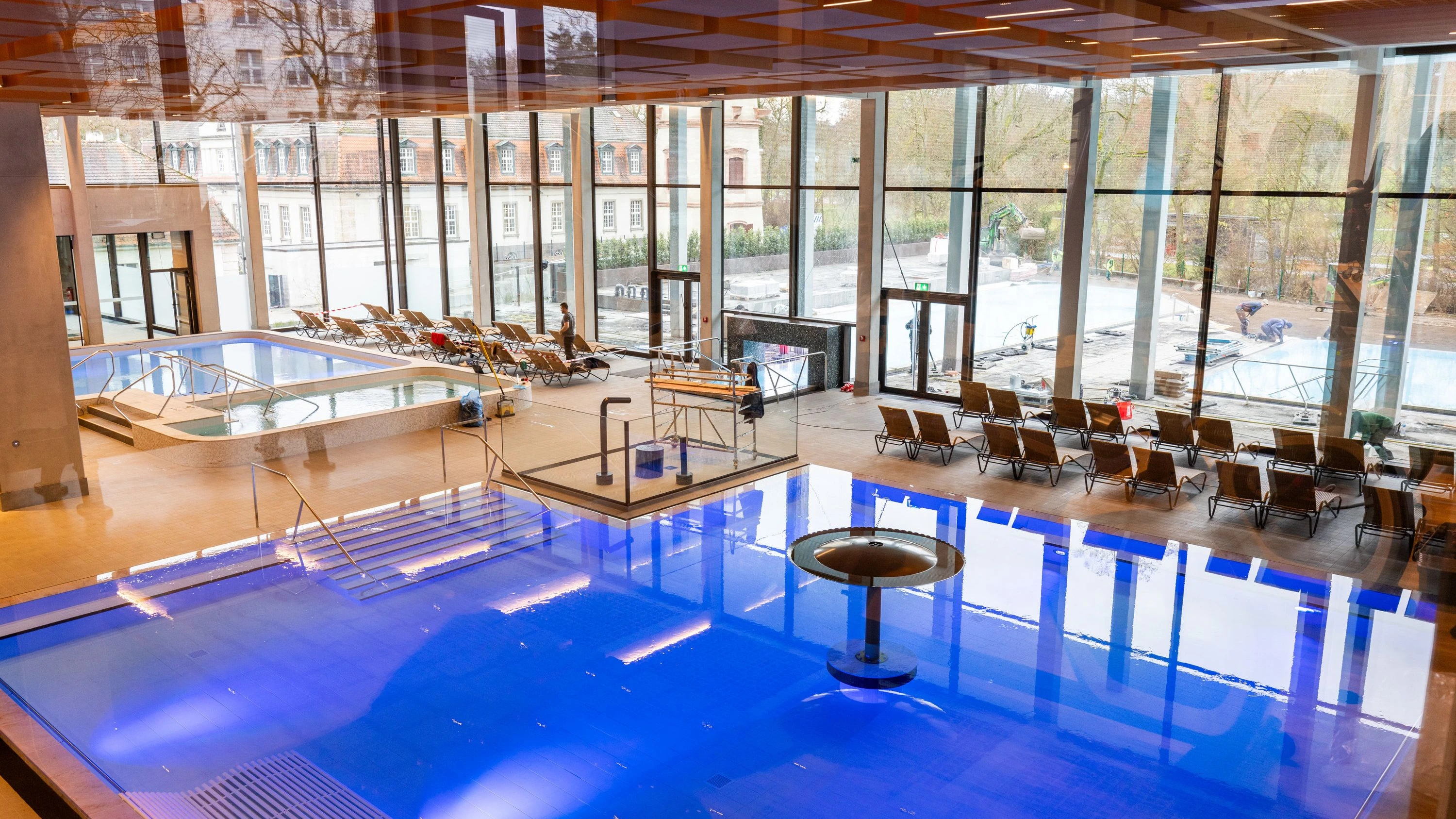 „Relax Saturday“: Therme weist bei Premiere fünf Familien ab