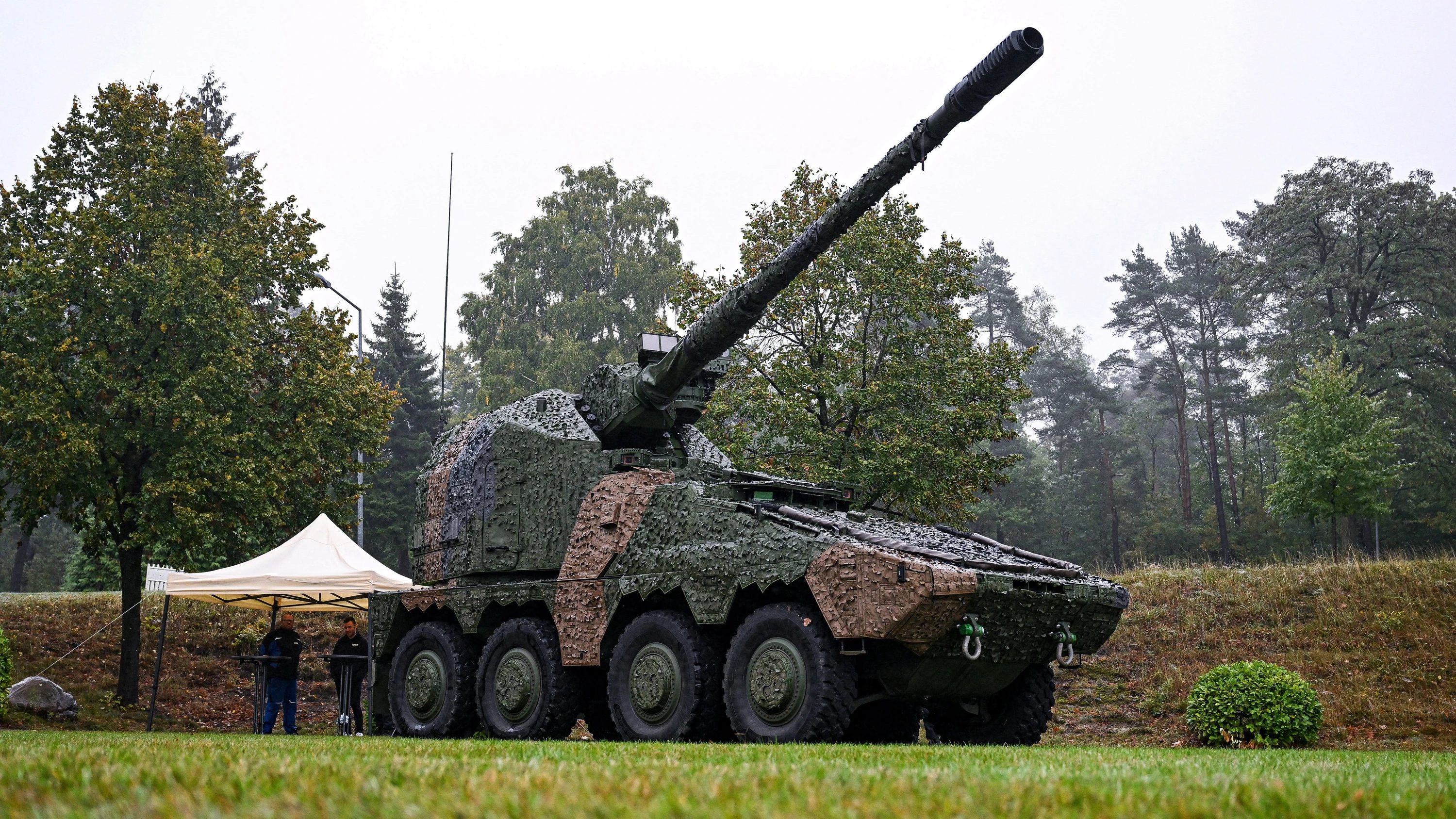 Radhaubitzen des Typs RCH 155 von KNDS - Reuters