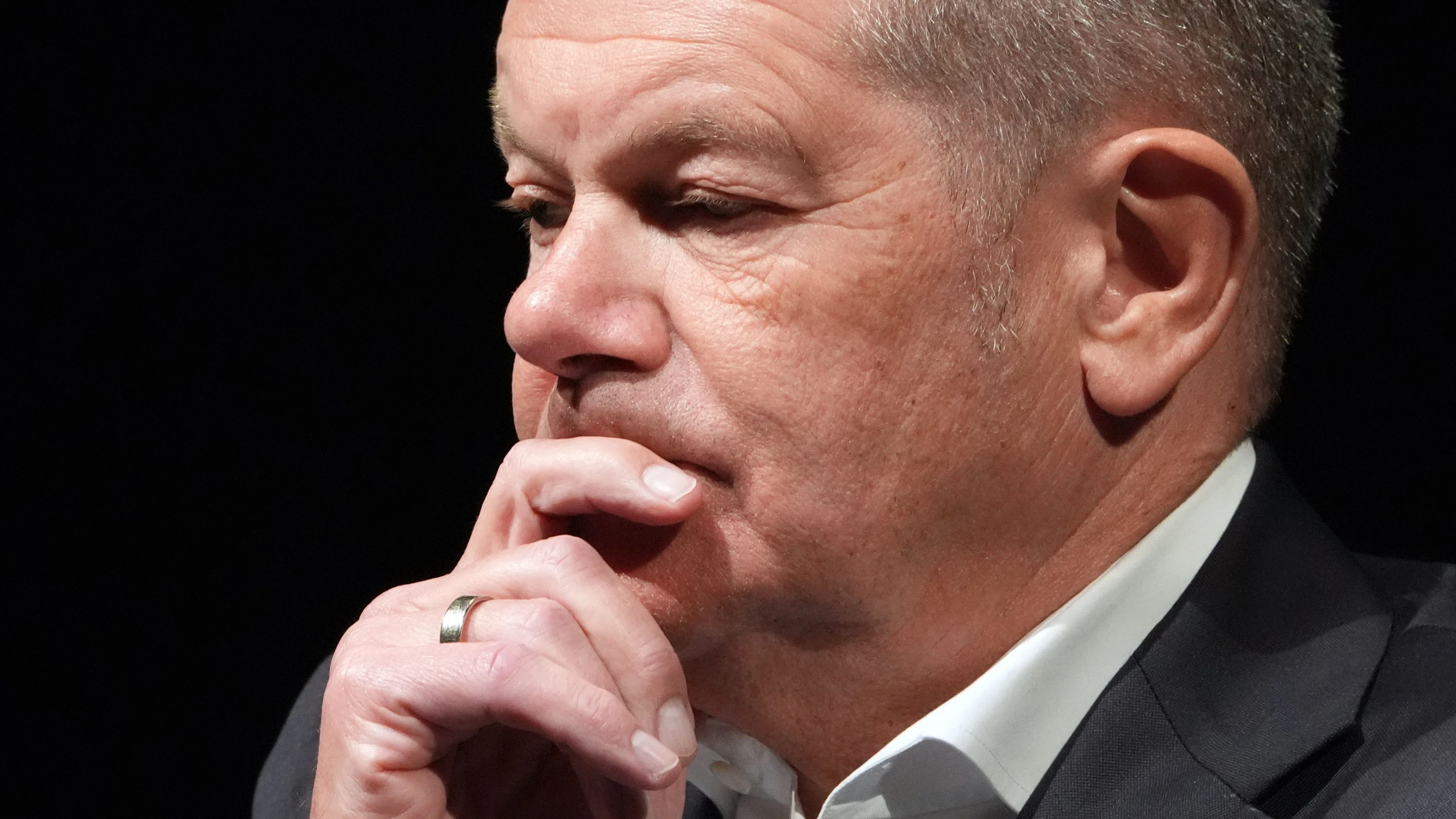 Scholz zu den USA: „Getanzt wird mit denen, die im Saal sind“ Scholz zu den USA: „Getanzt wird mit denen, die im Saal sind“