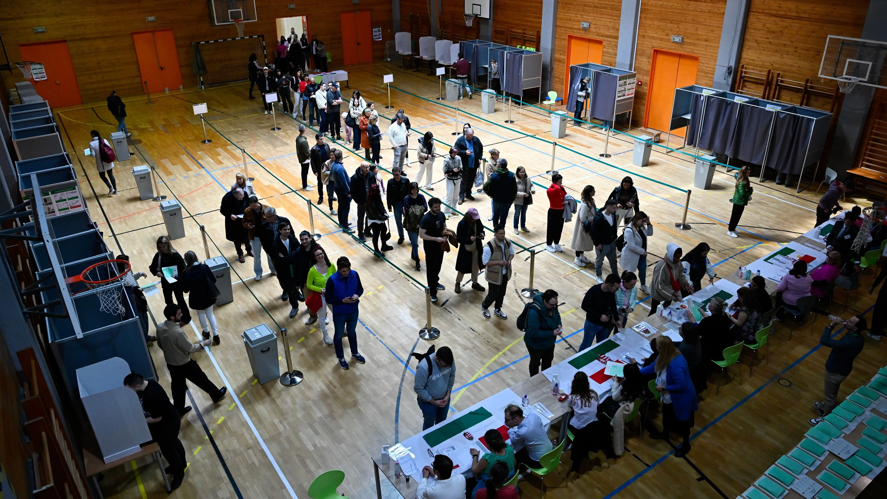 Liveblog Wahl in Ungarn: Rekord bei Wahlbeteiligung Liveblog Wahl in Ungarn: Rekord bei Wahlbeteiligung