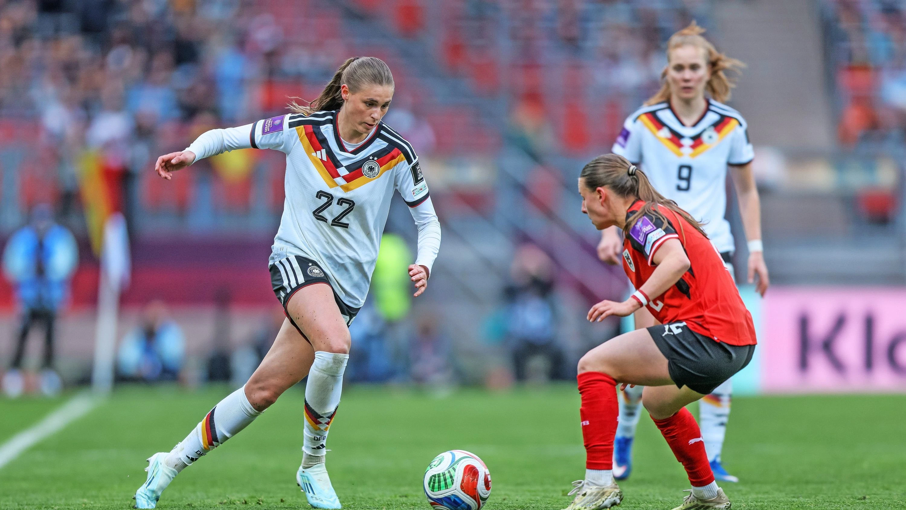 Bild: Nach 5:1 gegen Österreich: Deutsche Fußballfrauen jammern auf hohem Niveau