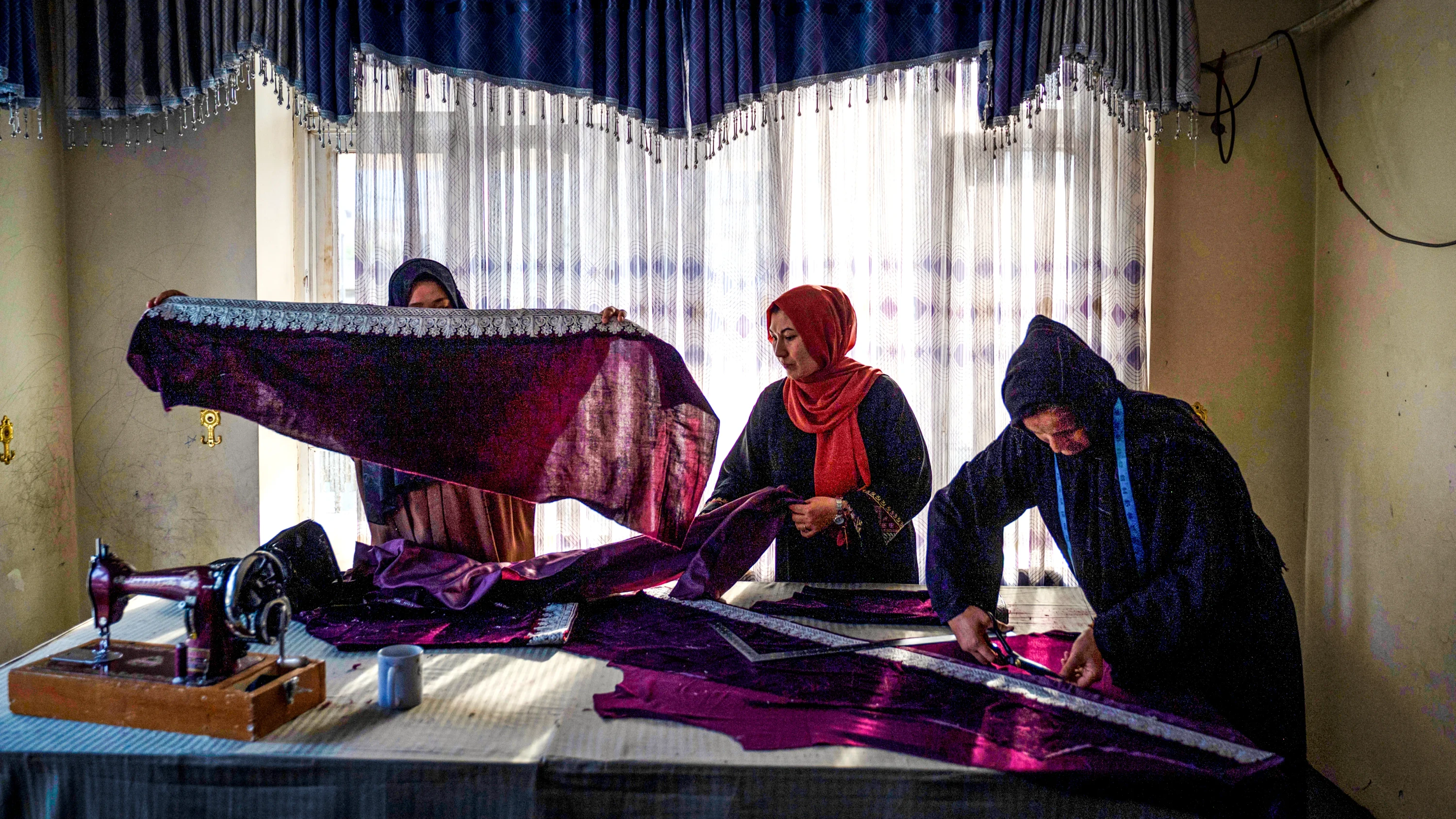Afghanische Frauen: „Ich habe den Taliban gesagt, dass ich unter jeder Regierung arbeite“