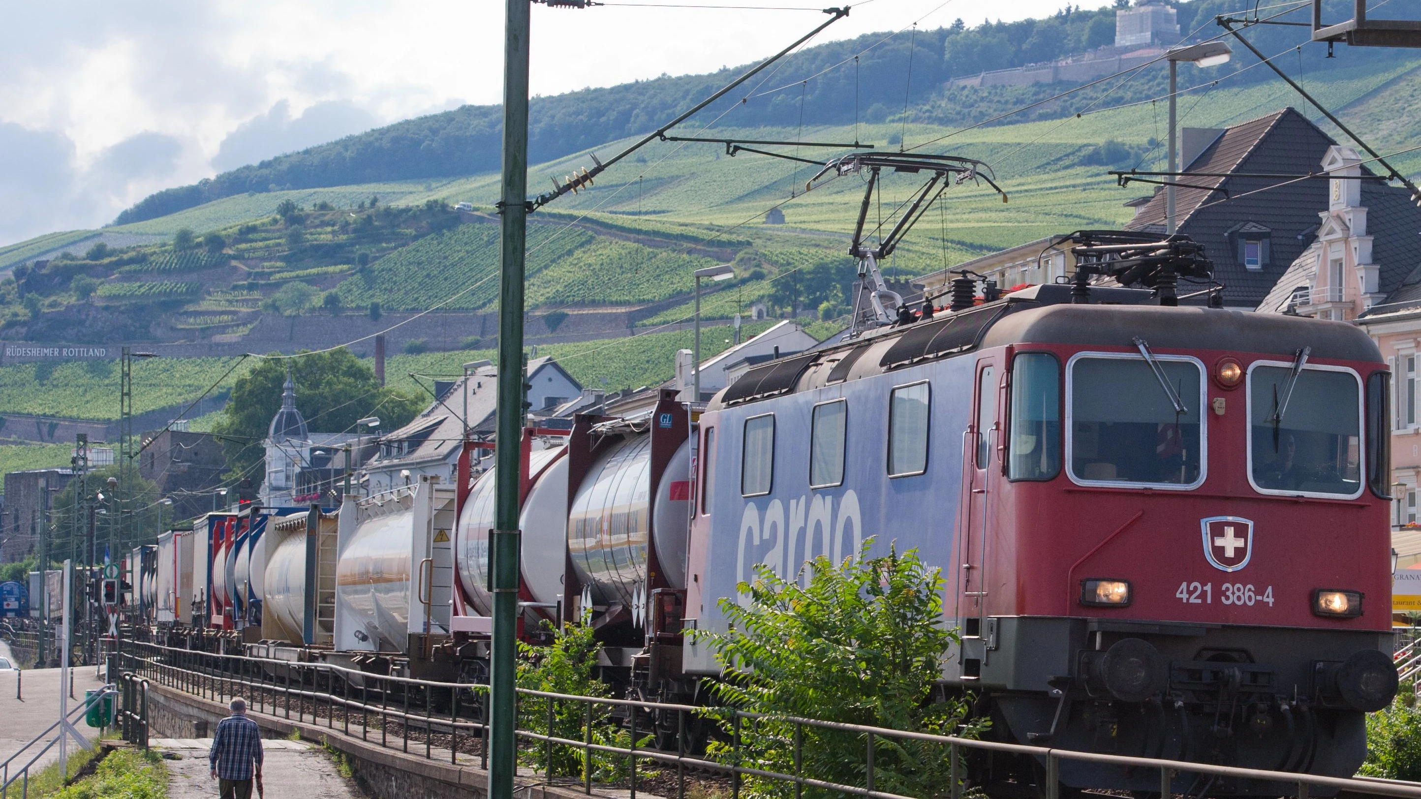 Mittelrheintal: Bürgerinitiativen fordern Tempo 50 für Güterzüge