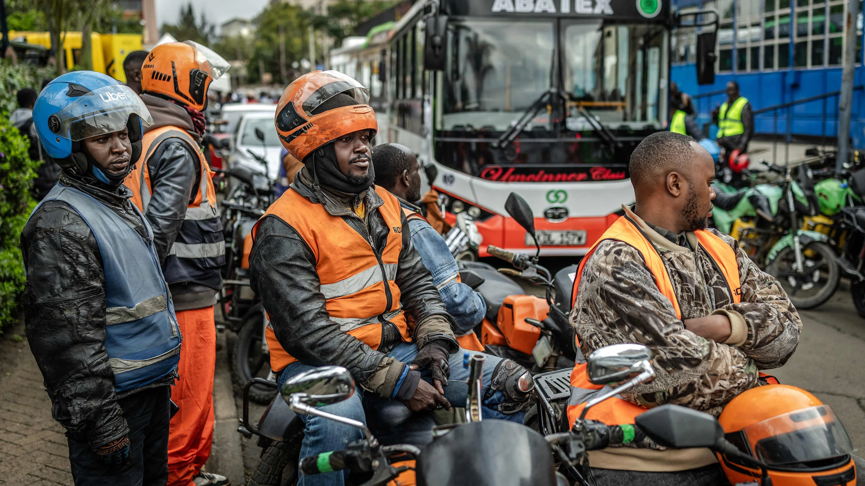 Motorradtaxis in Nairobi, bekannt als Boda-Boda, haben ihre Preise zum Teil um mehr als die Hälfte erhöht. - AFP