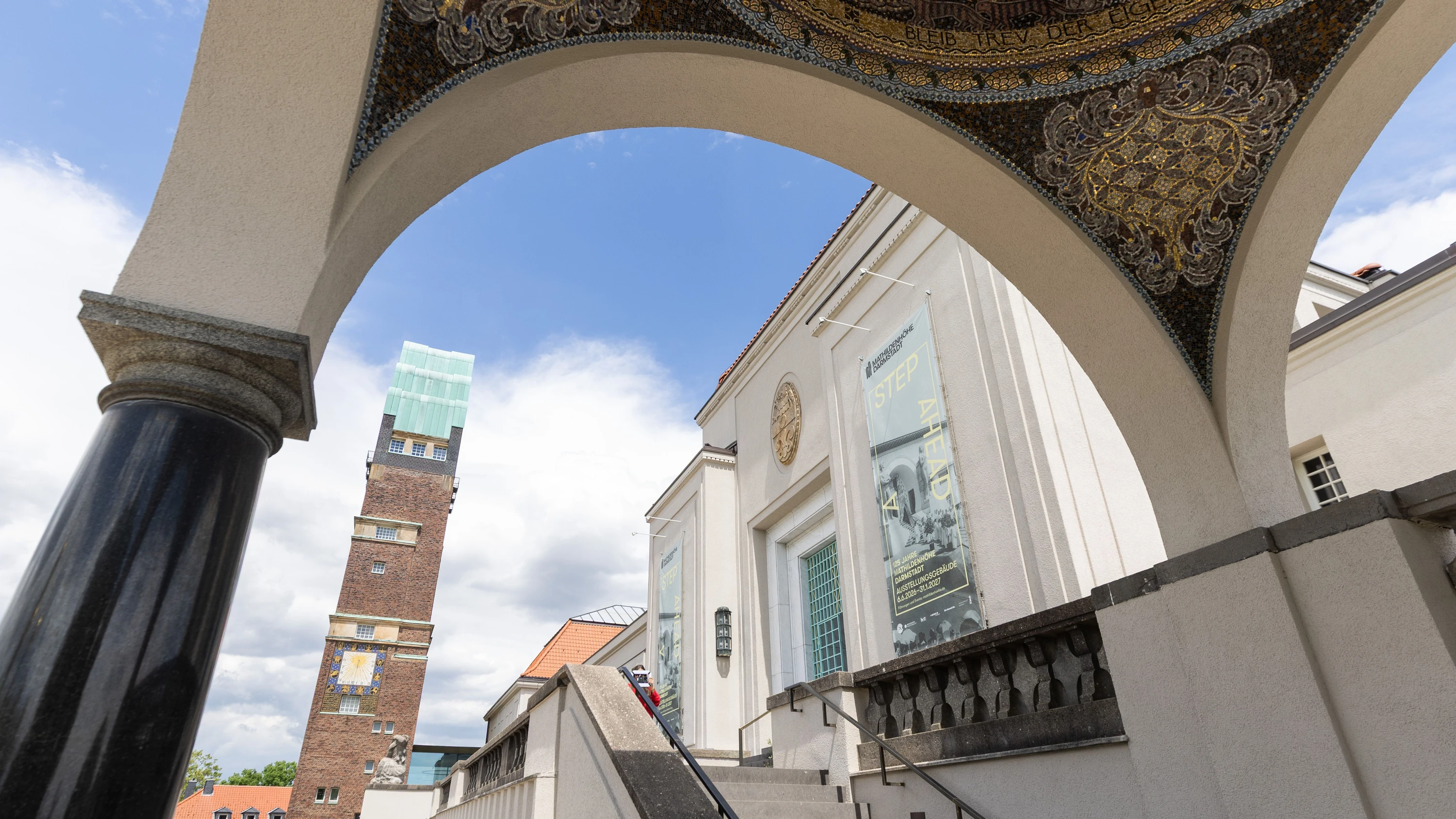 Mathildenhöhe in Darmstadt: Nach Baustopp: Grüne werfen Benz Versäumnisse vor