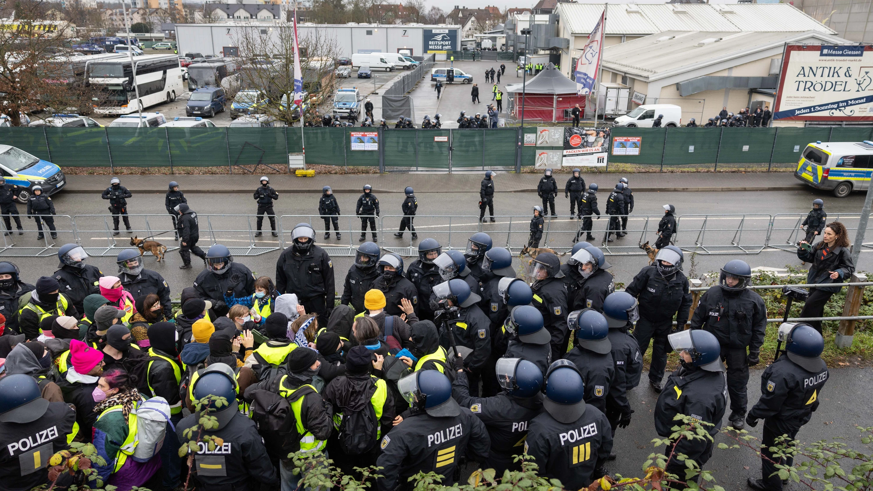 Nach Vermietung an AfD: Messe Gießen verliert weitere Kunden