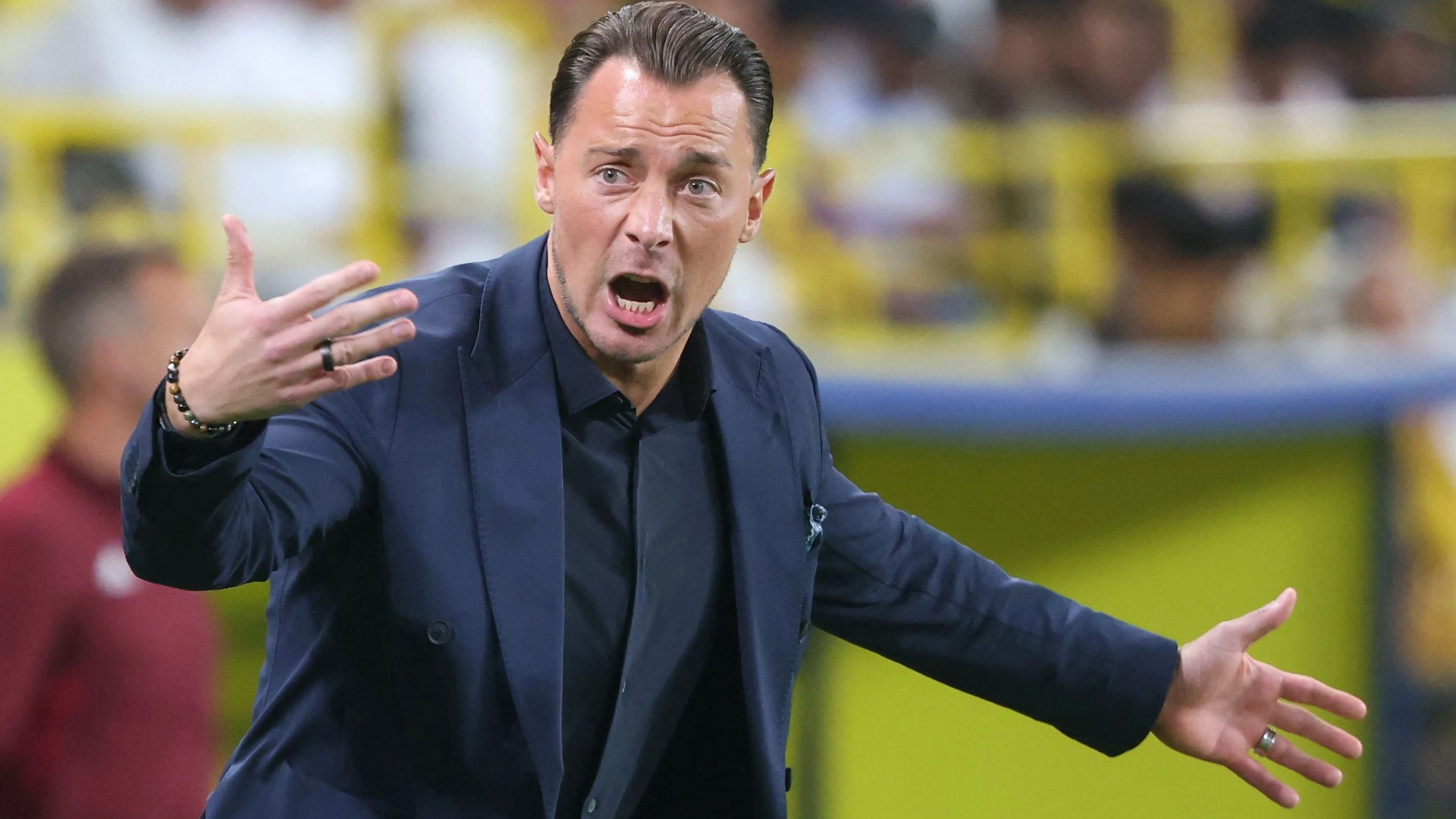 Fußball-Transferticker: Nächster deutscher Trainer wechselt in die Premier League