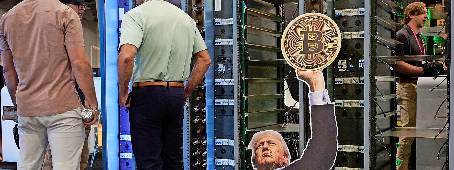 Trump macht Ernst bei Krypto: Bitcoin auf Rekordhoch | FAZ