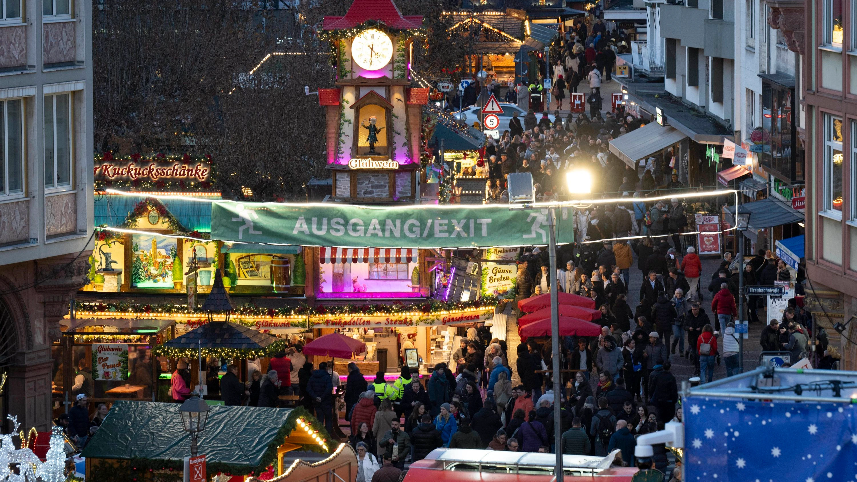 Temu, Shein & Co.: Billigshops aus China fallen als Sündenbock aus