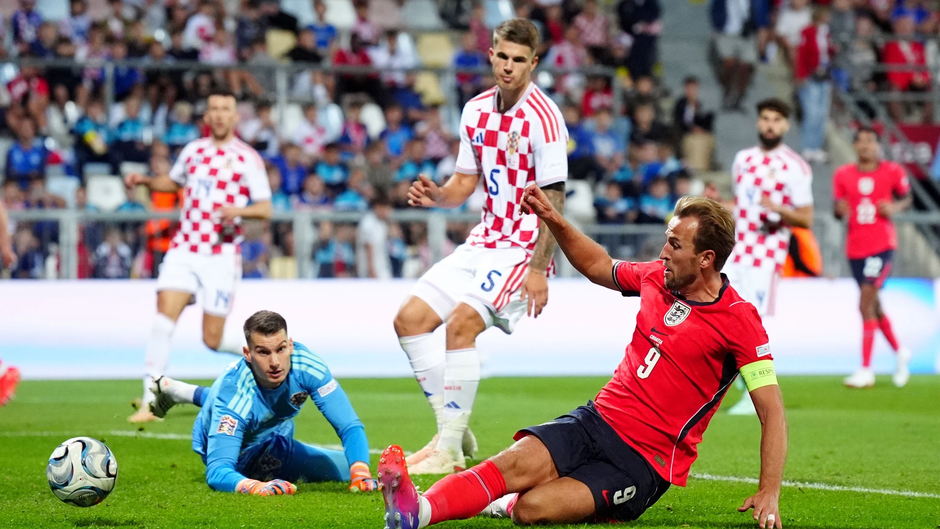 Kane trifft doppelt: England demütigt Kroatien mit 7:0 Kane trifft doppelt: England demütigt Kroatien mit 7:0