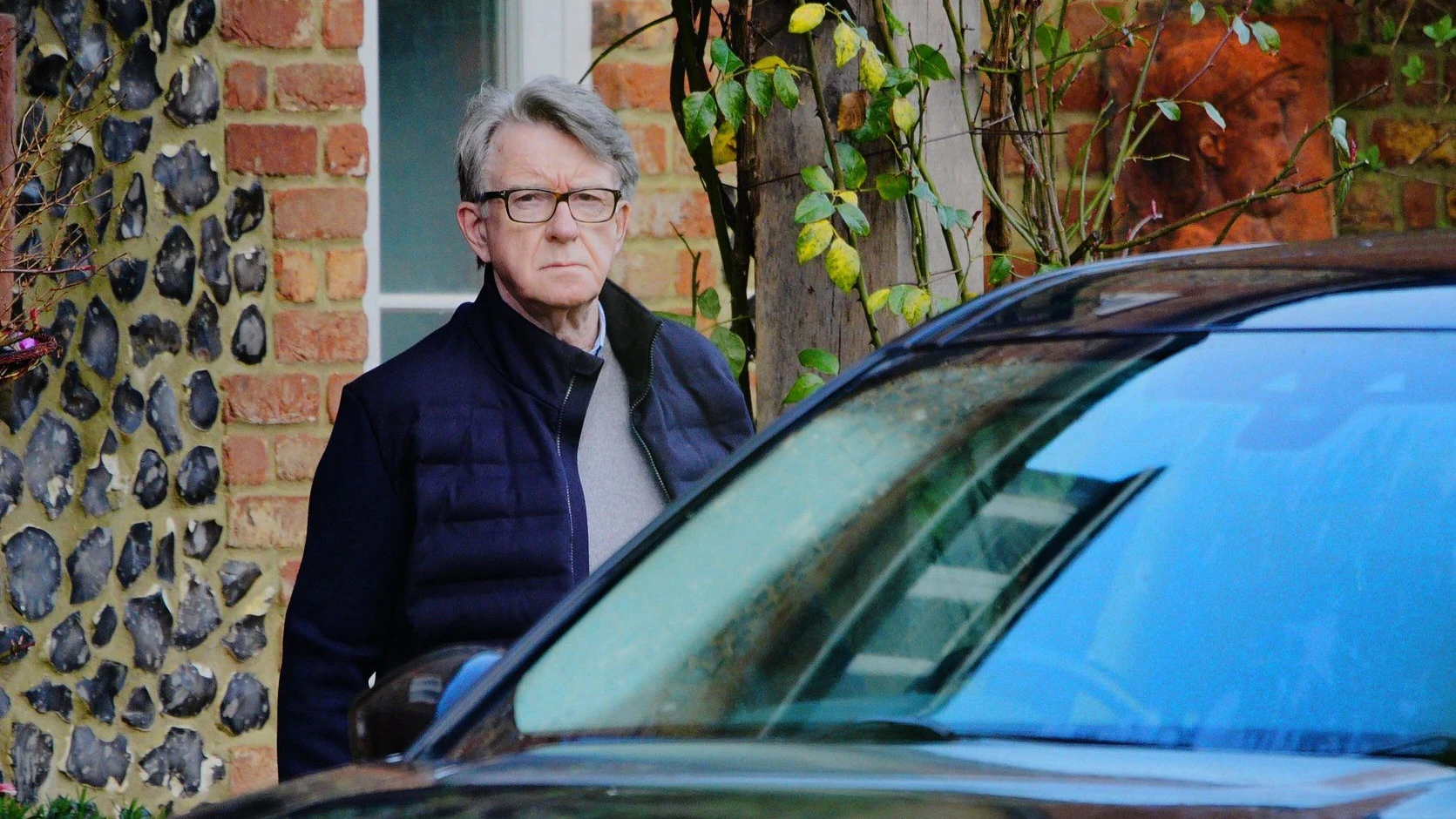 Epstein-Affäre: Früherer britischer Botschafter Mandelson kommt auf Kaution frei Epstein-Affäre: Früherer britischer Botschafter Mandelson kommt auf Kaution frei