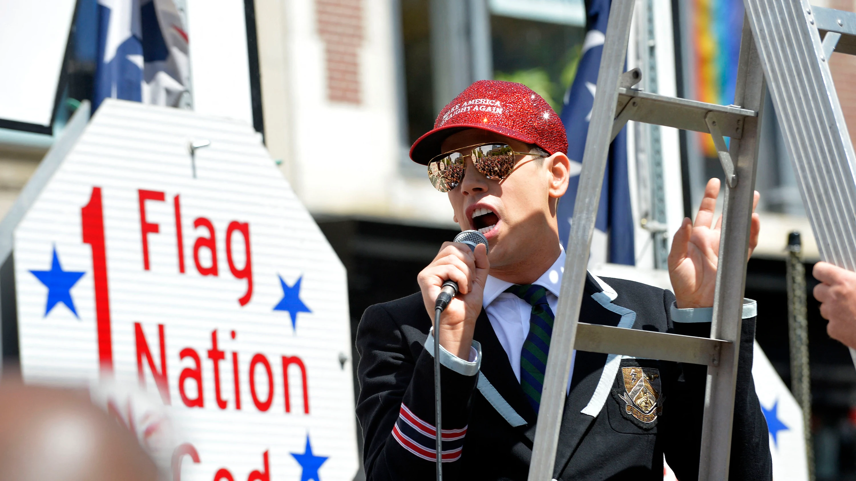 Milo Yiannopoulos auf der „Straigt Pride“ 2019 in Boston. - AFP